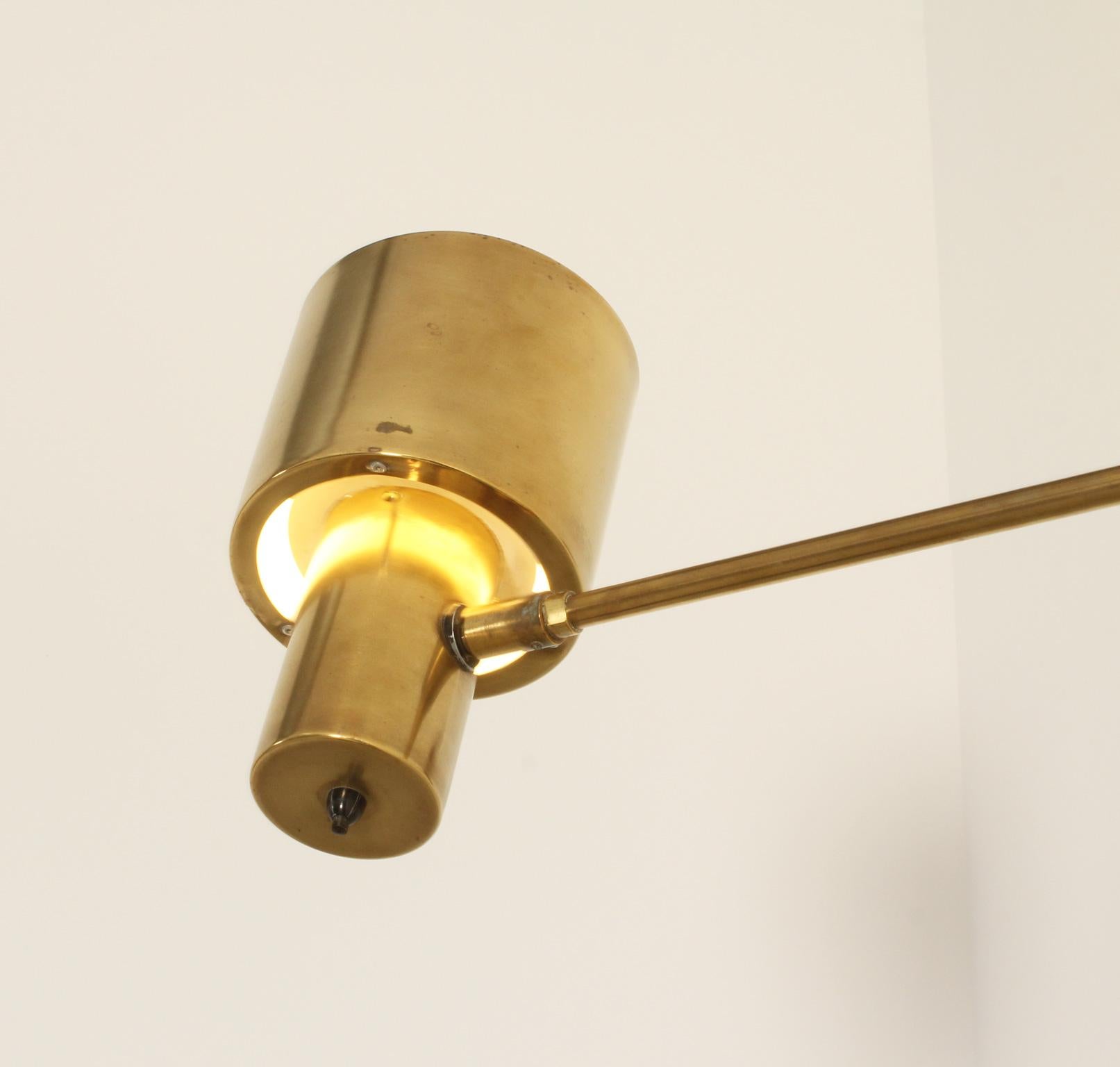 Lampada da parete Horisont in ottone di Jo Hammerborg per Fog & Mørup, Danimarca, 1969 in vendita 5