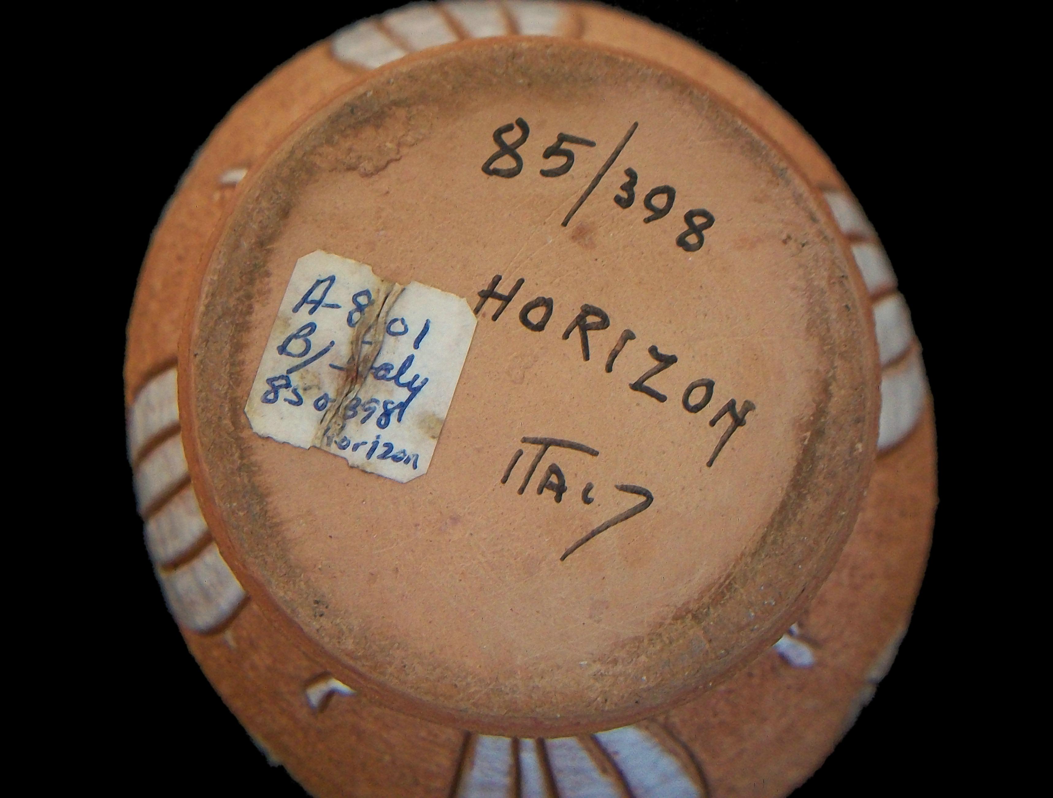 HORIZON - Mid Century Studio Pottery Basket / Bowl / Vase - Italy - Circa 1960's For Sale 5