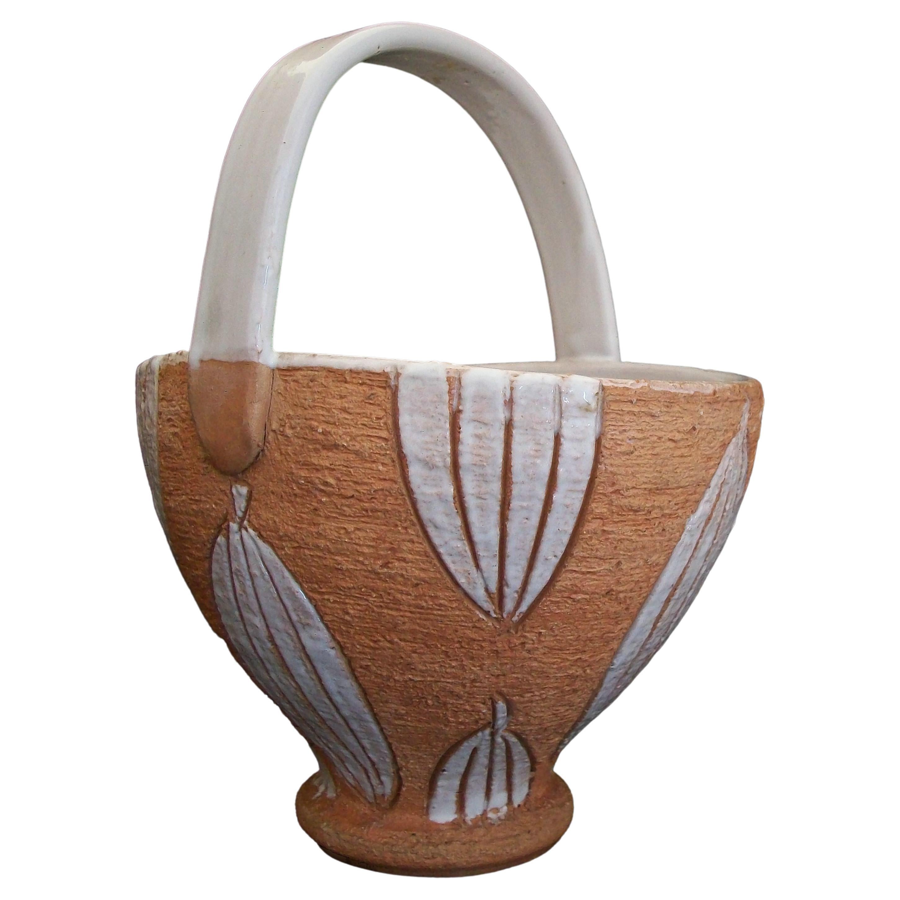 HORIZON - Mid Century Studio Pottery Basket / Bowl / Vase - Italy - Circa 1960's
