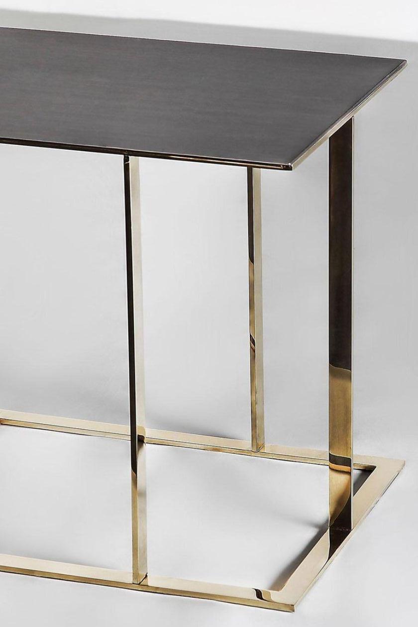 Horizon, Side Table in Patinated Silver Leaf Top and Polished Brass Base In New Condition For Sale In Beirut, LB