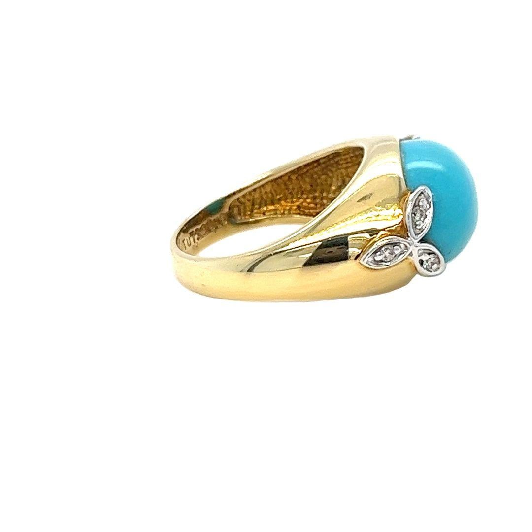 Anillo Cabachón Horizontal de Turquesa en Oro Amarillo con Detalles de Diamantes en Bueno estado para la venta en Coral Gables, FL