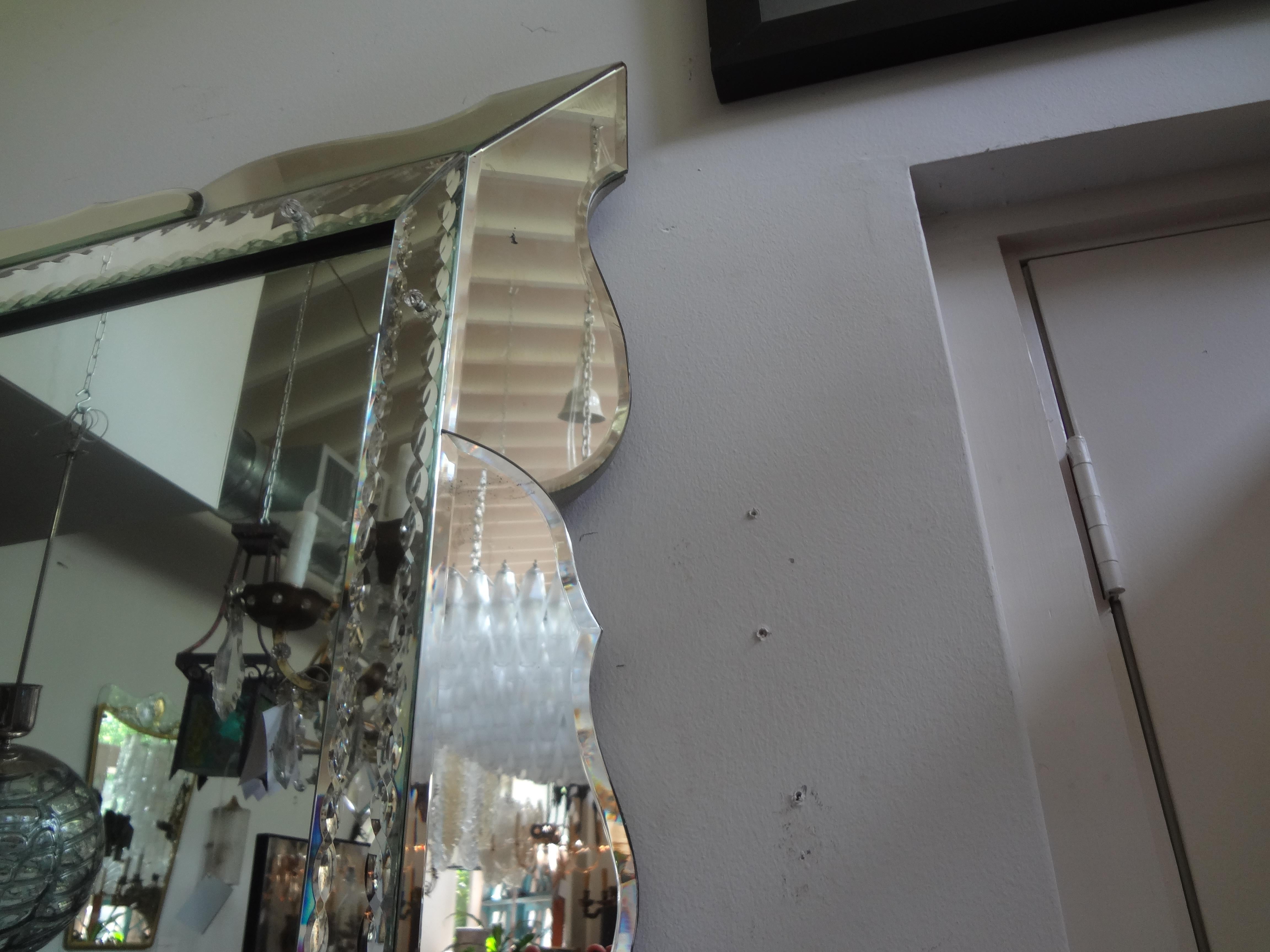 Horizontal Venetian Beveled Mirror with Scalloped Border In Good Condition In Houston, TX