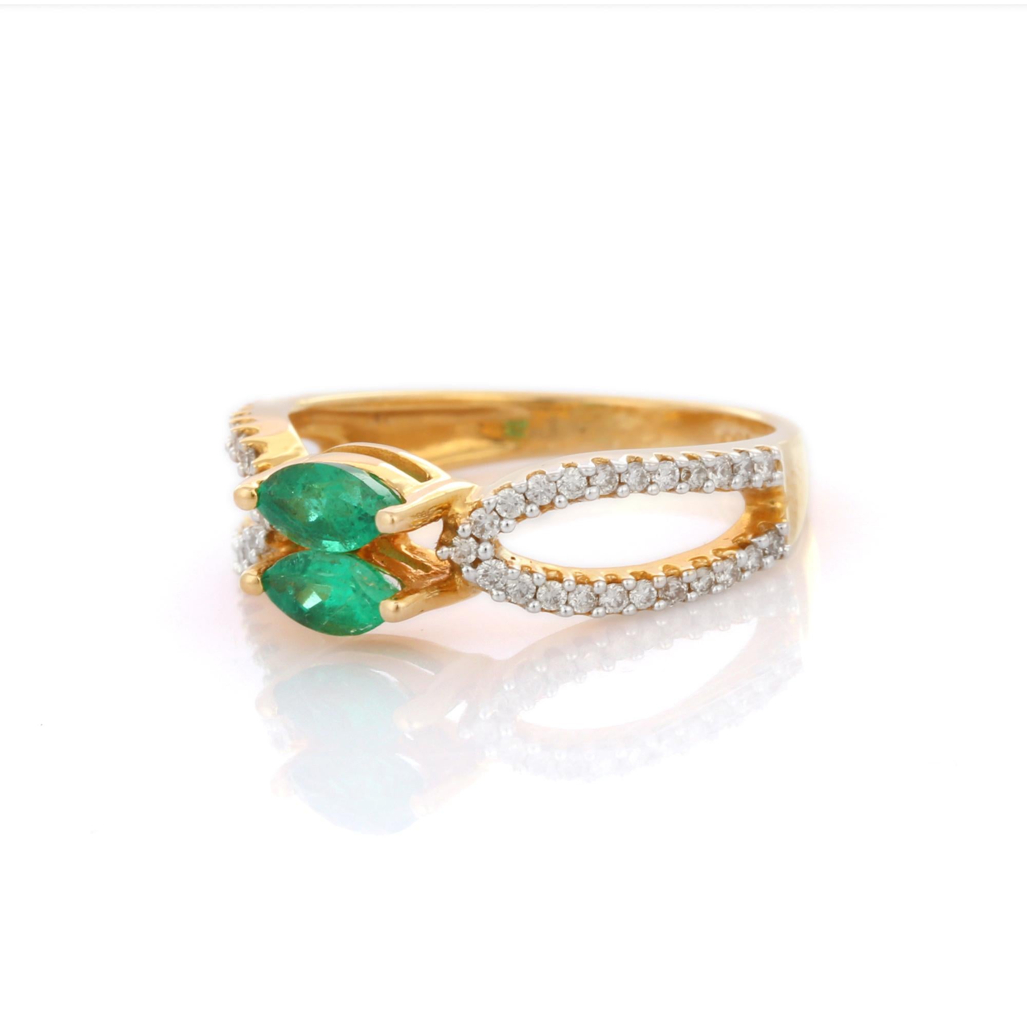 For Sale:  Emerald Ring, Diamond Emerald Wedding Ring in 18K Yellow Gold 3