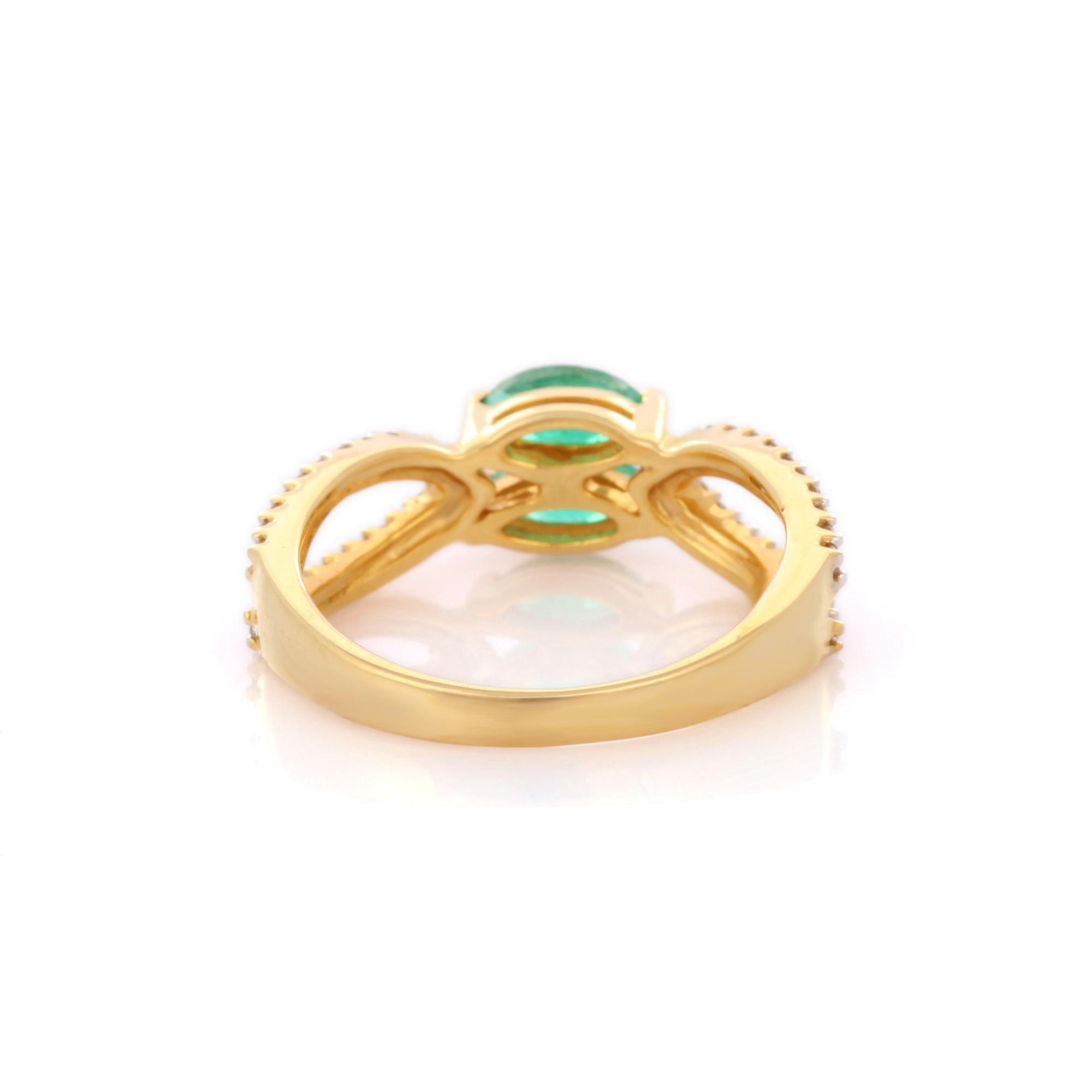 For Sale:  Emerald Ring, Diamond Emerald Wedding Ring in 18K Yellow Gold 4