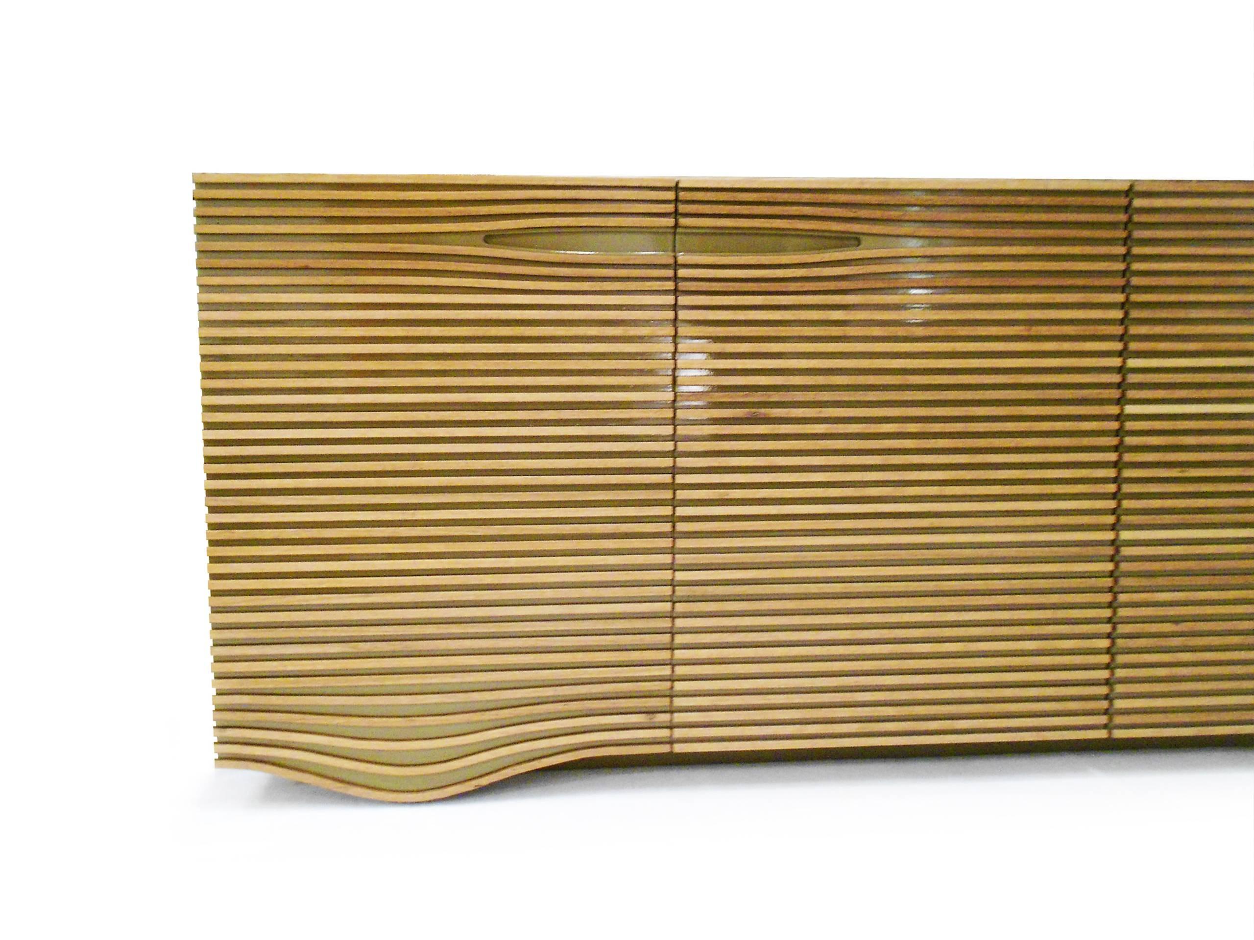 Horizonte Brazilian Contemporary Wood Sideboard by Lattoog In New Condition In Sao Paolo, BR