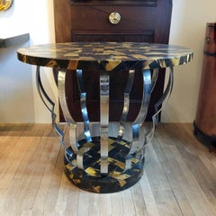 Runder Mitteltisch aus Horn und Chrom