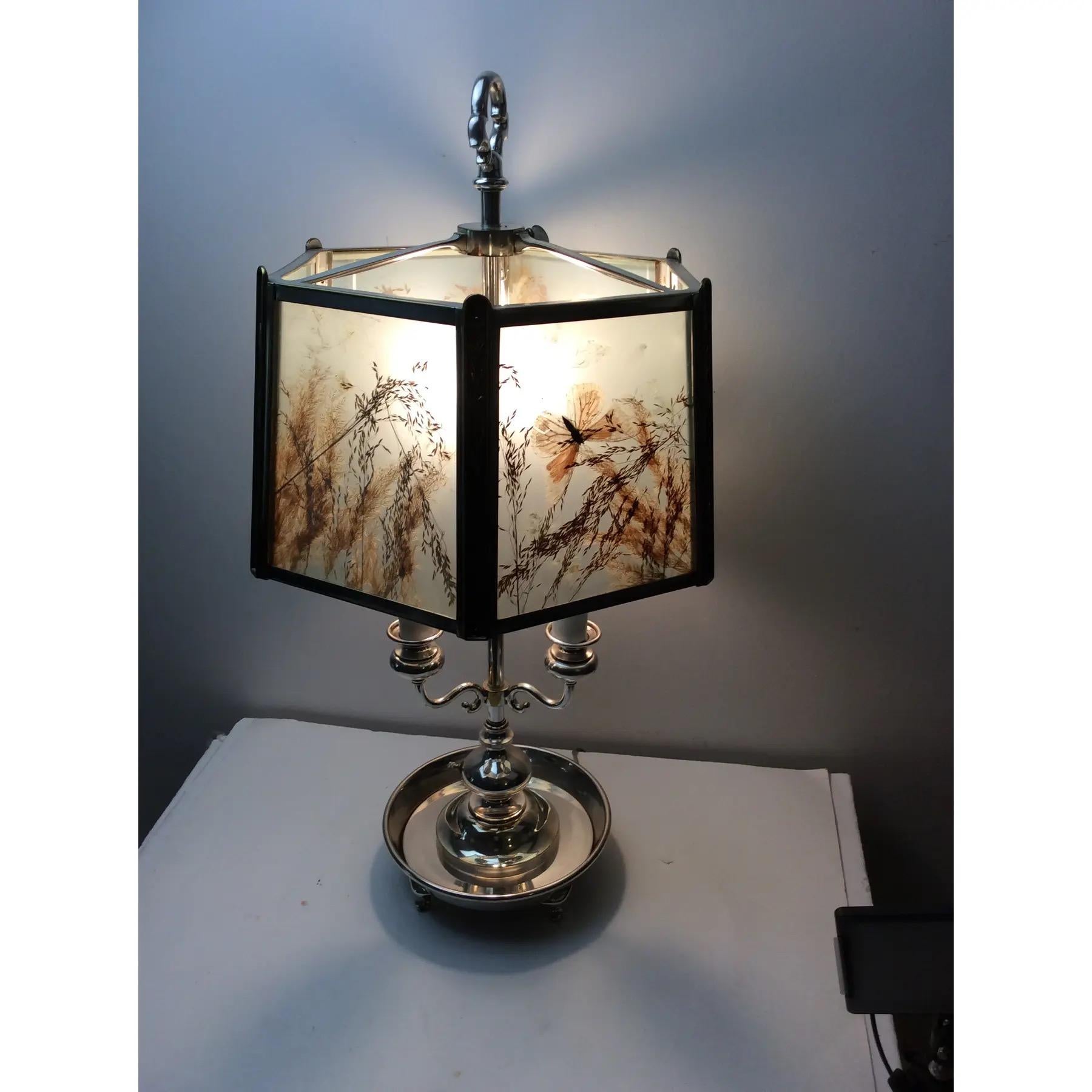 Plaqué argent Horn & Brannen Lampe de table en métal argenté en vente