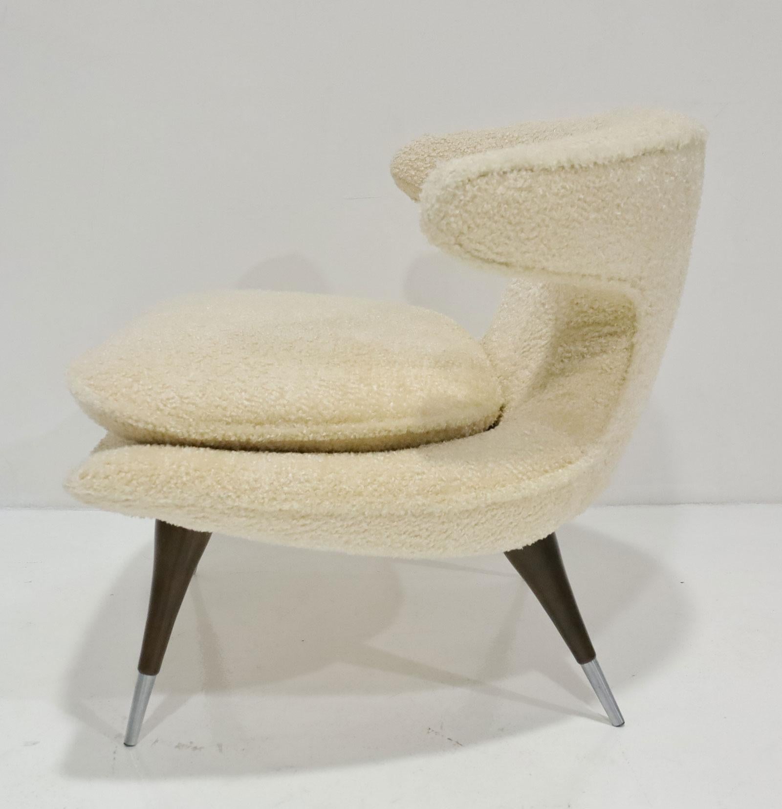 Mid-Century Modern Horn Chair by Karpen of California in Bouclé, USA, c. 1960's For Sale