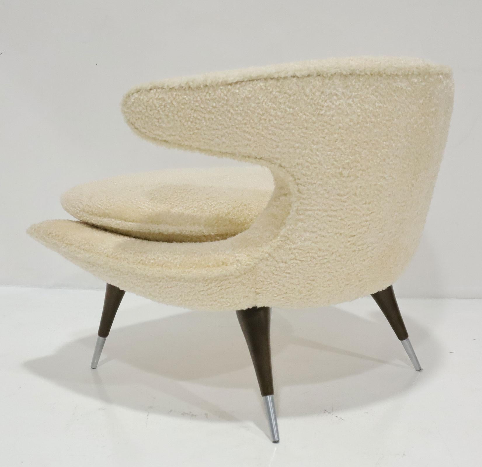 American Horn Chair by Karpen of California in Bouclé, USA, c. 1960's For Sale