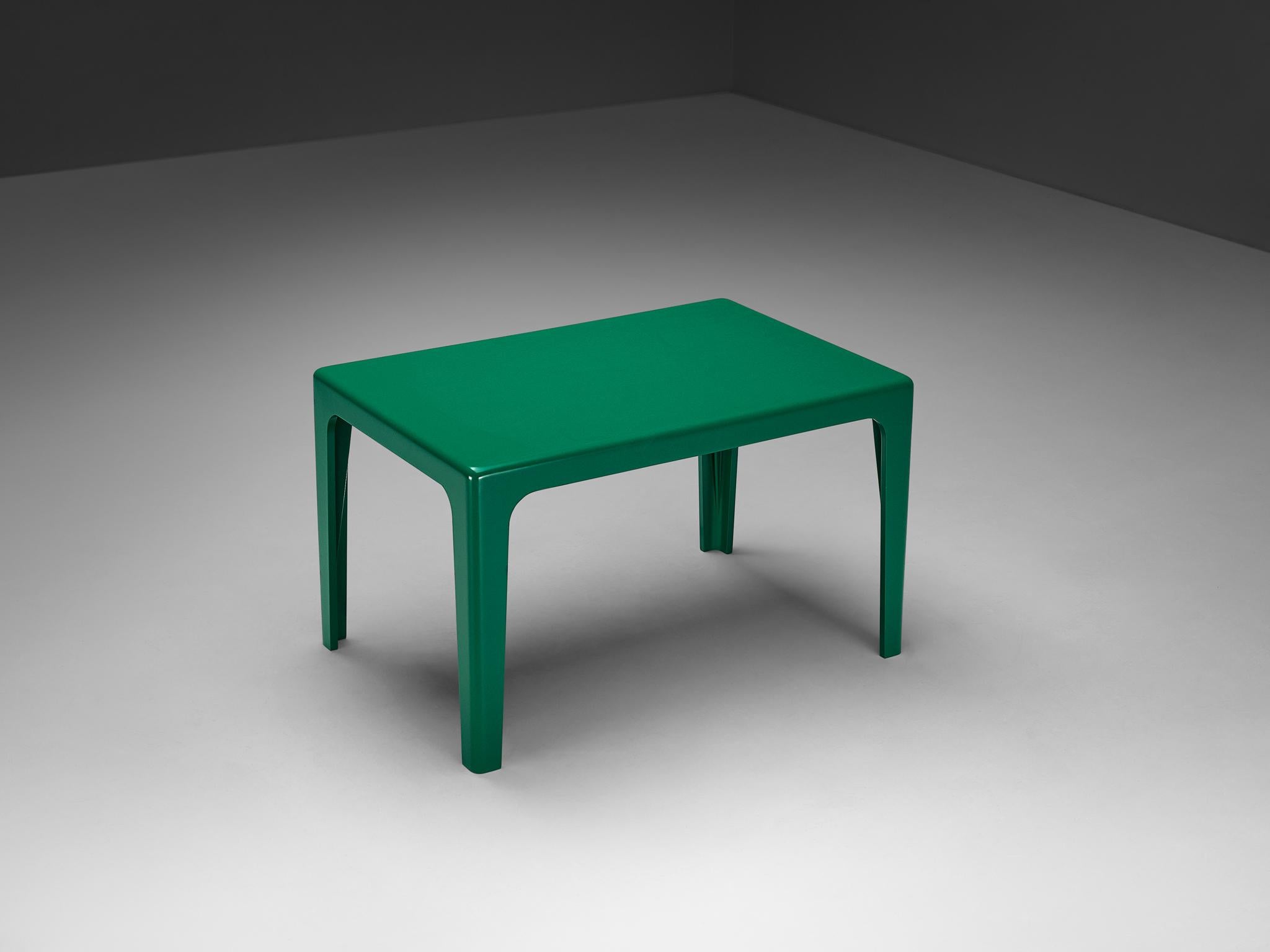 Horn Collection, dining table, lacquered polyurethane plastic, Germany, 1970s

Created for the Horn collection in the seventies, this well-formed table is made entirely from polyurethane plastic and dominated by its pop green color and sheer shape.