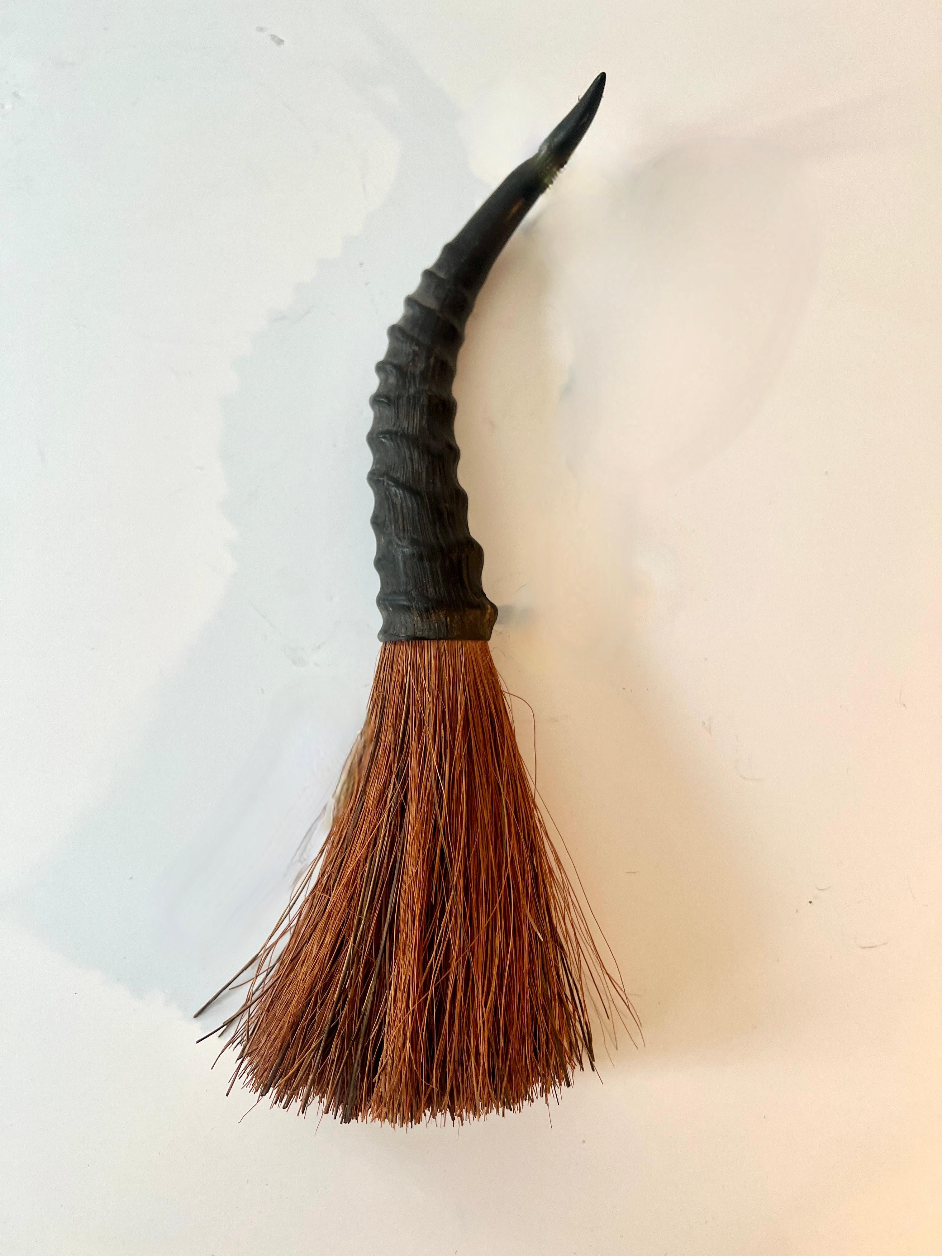 Horn Handle Whisk  Broom or Decorative Piece In Good Condition For Sale In Los Angeles, CA
