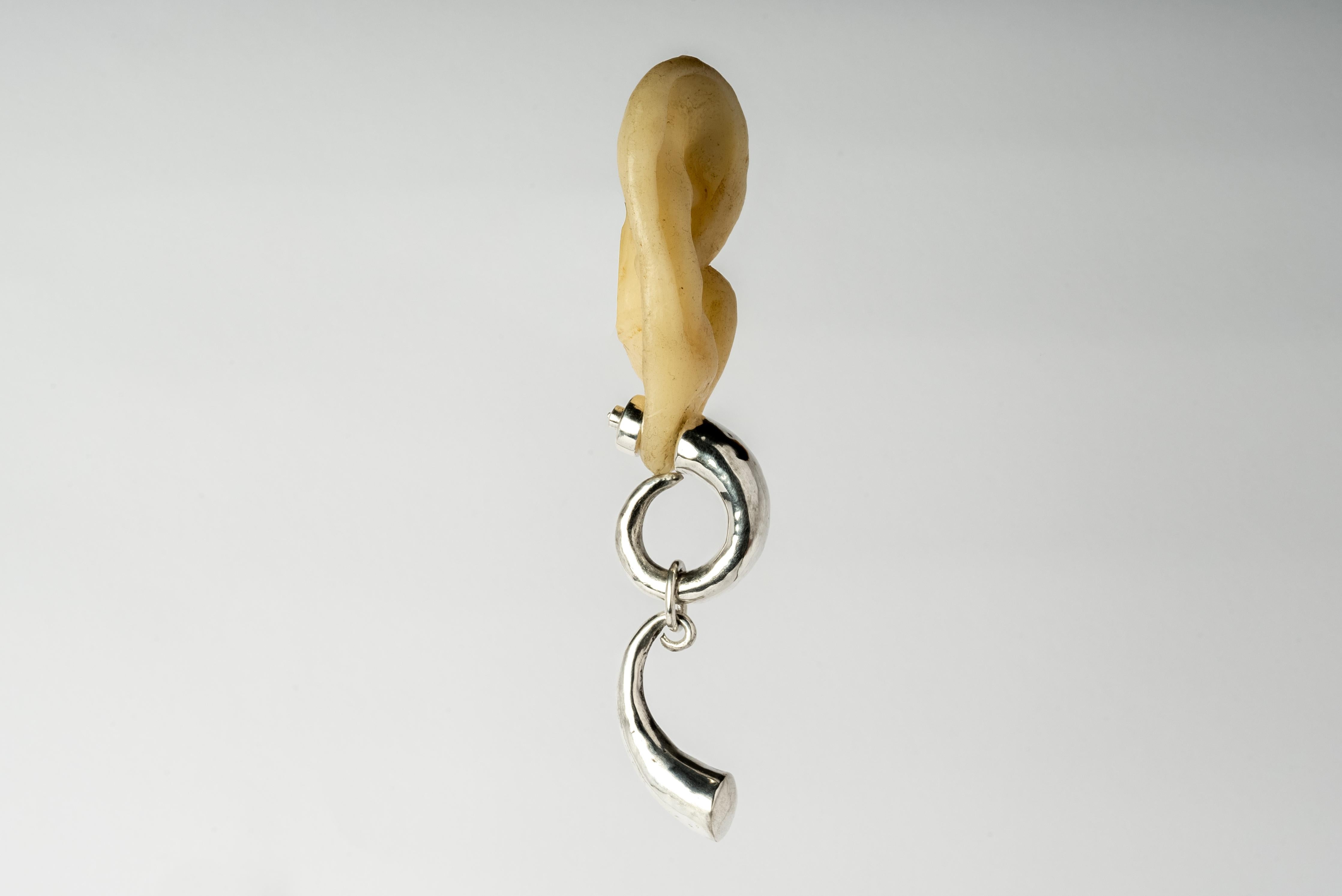 Horn Pendant Earring (PA) For Sale 2