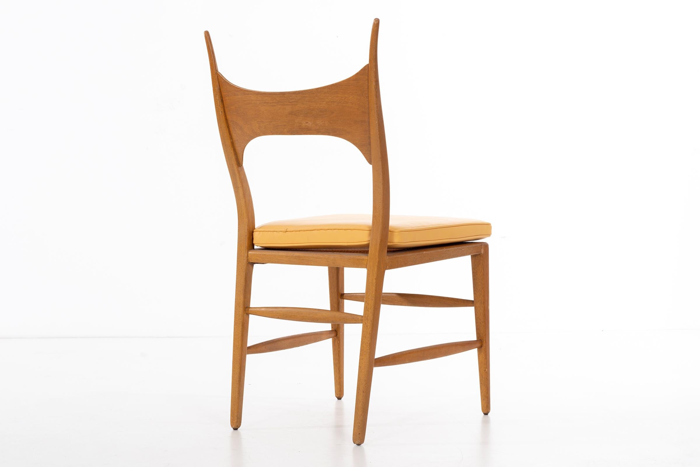 Mid-Century Modern Horned Dunbar Dining Chair For Sale