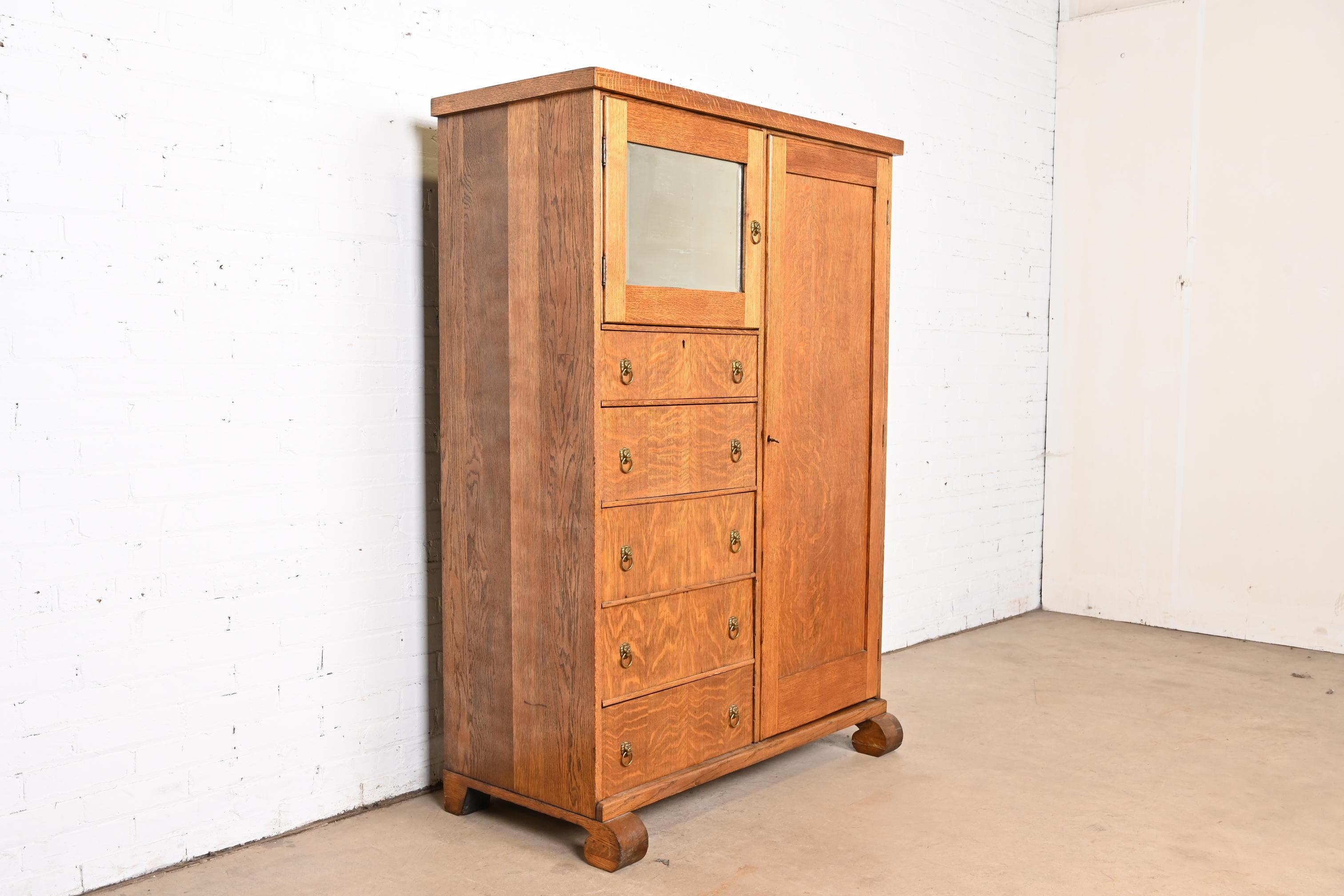 Arts and Crafts Horner Style Antique American Empire Oak Chifferobe with Mirror, Circa 1900
