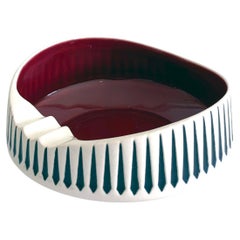 Hornsea Pottery di John Clappison Vide Poche in bianco, nero e borgogna, anni '50