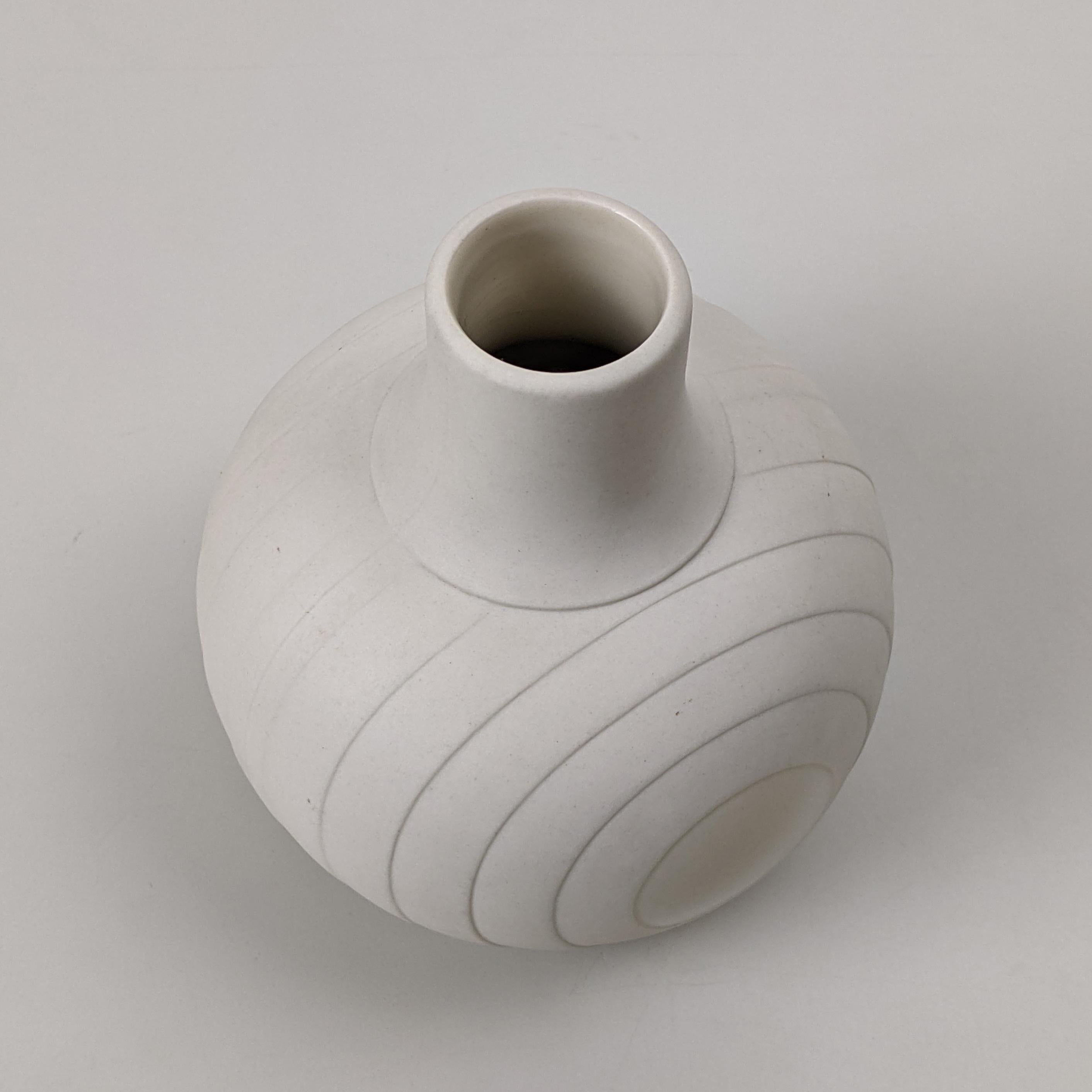 British Hornsea Small Vase from the ‘Concept’ Series, Designed 1977 by Martin Hunt