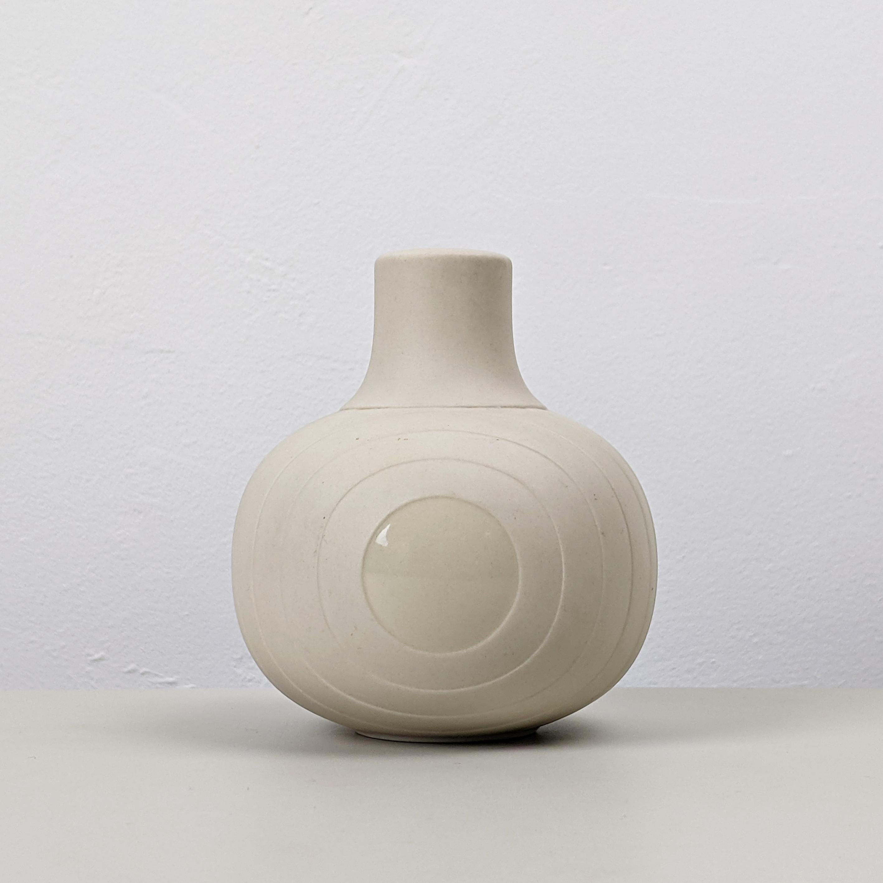 Molded Hornsea Small Vase from the ‘Concept’ Series, Designed 1977 by Martin Hunt