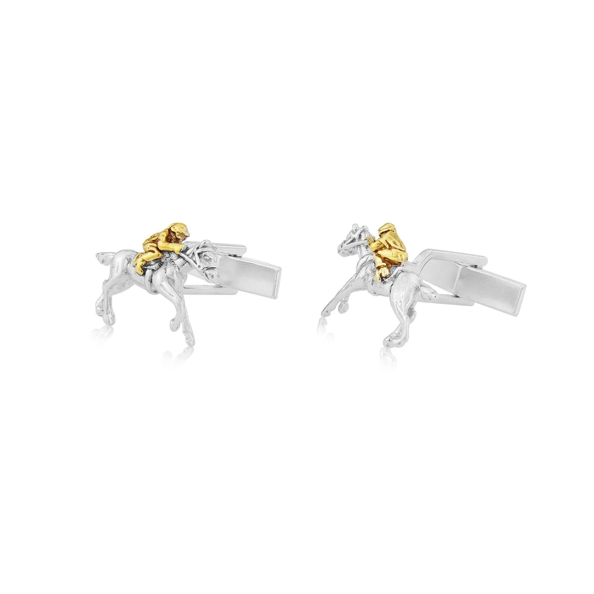 A highly detailed design with the crouching jockey picked out with 18 karat gold vermeil.
The horses are effectively miniature sculptures galloping across the cuff.
Cast in solid sterling silver the cufflinks sit beautifully on the cuff,