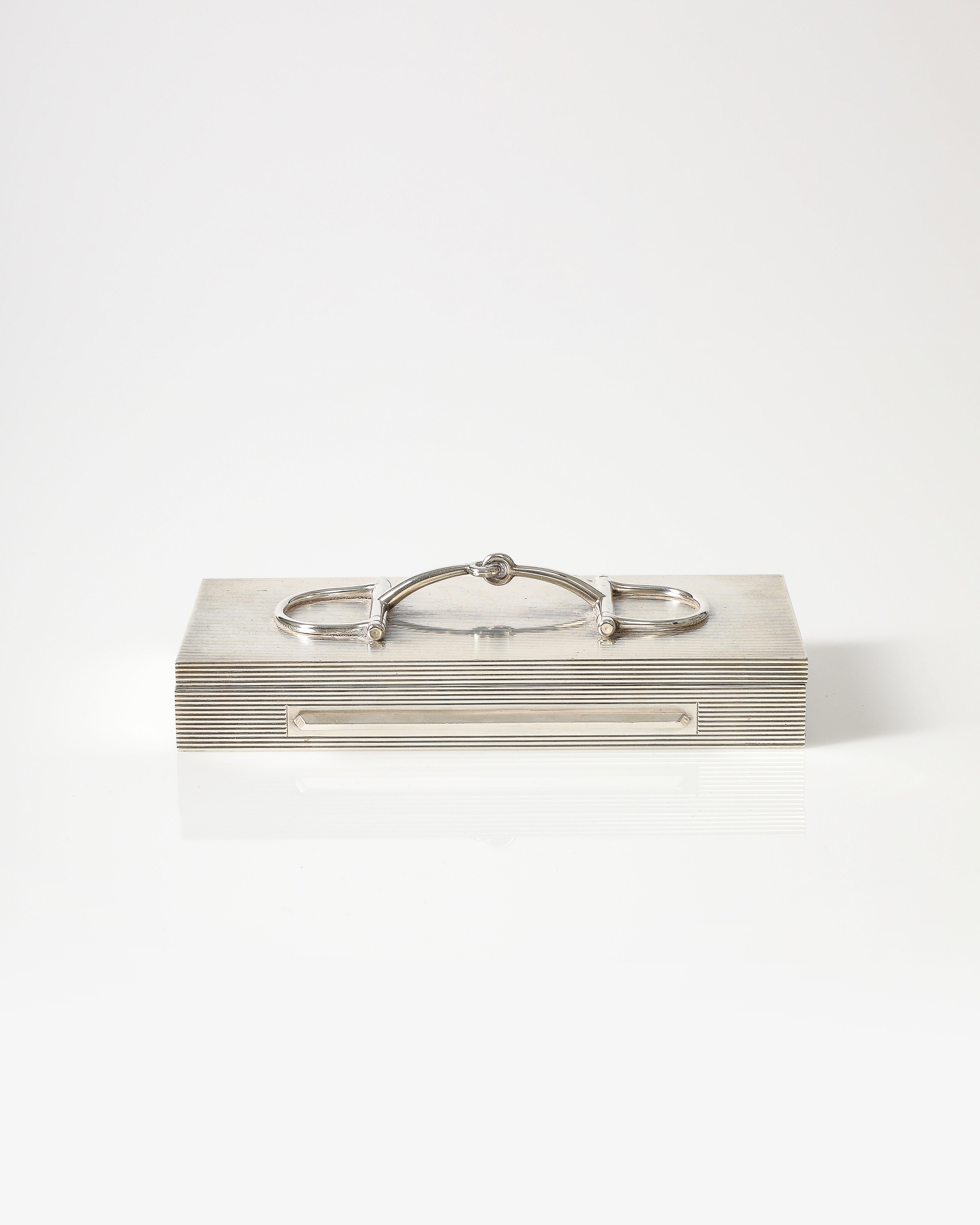 Caja de metal para bocados de caballo con interior de caoba de Hermes, Francia, c. 1970 en venta 6