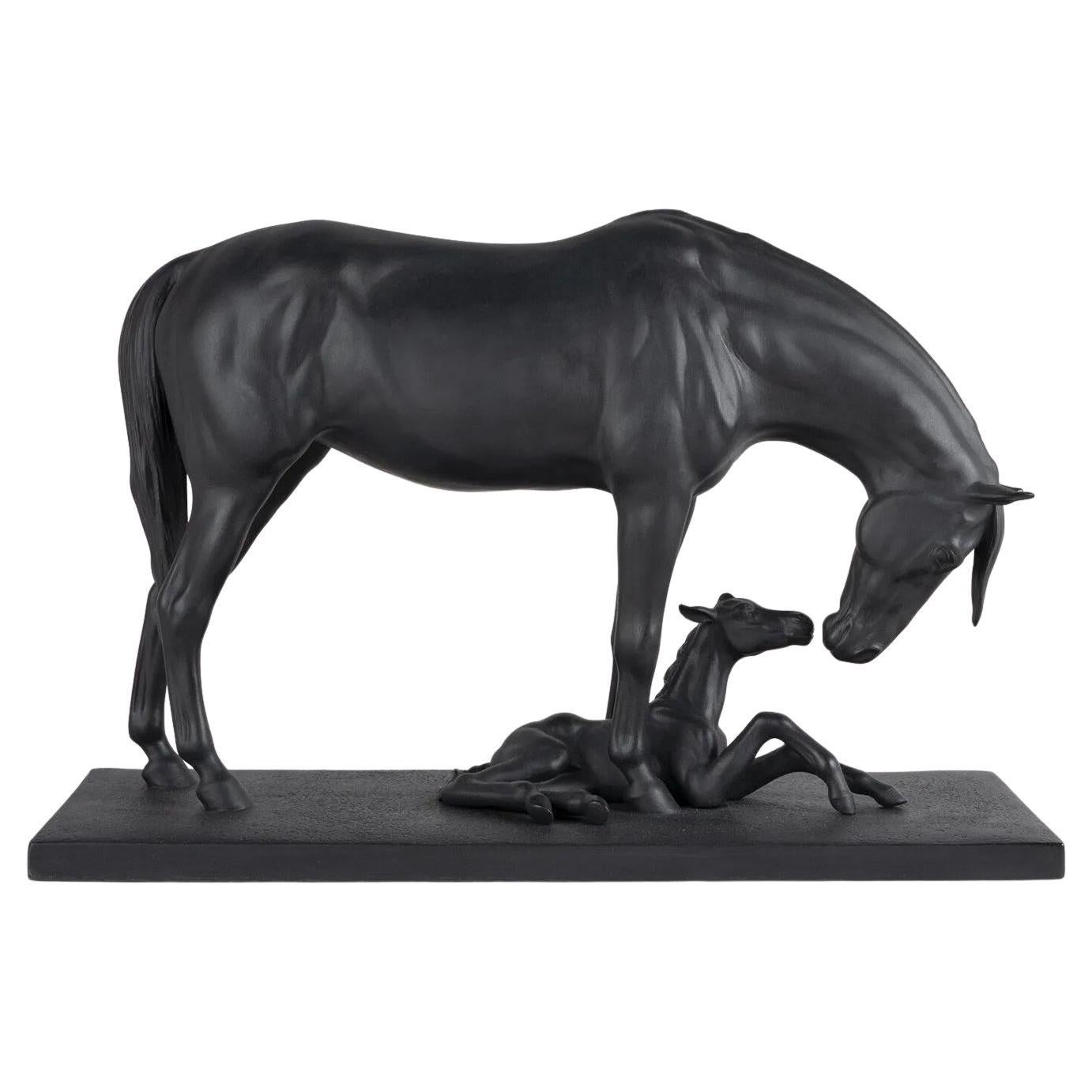 Schwarze Pferd-Skulptur im Angebot