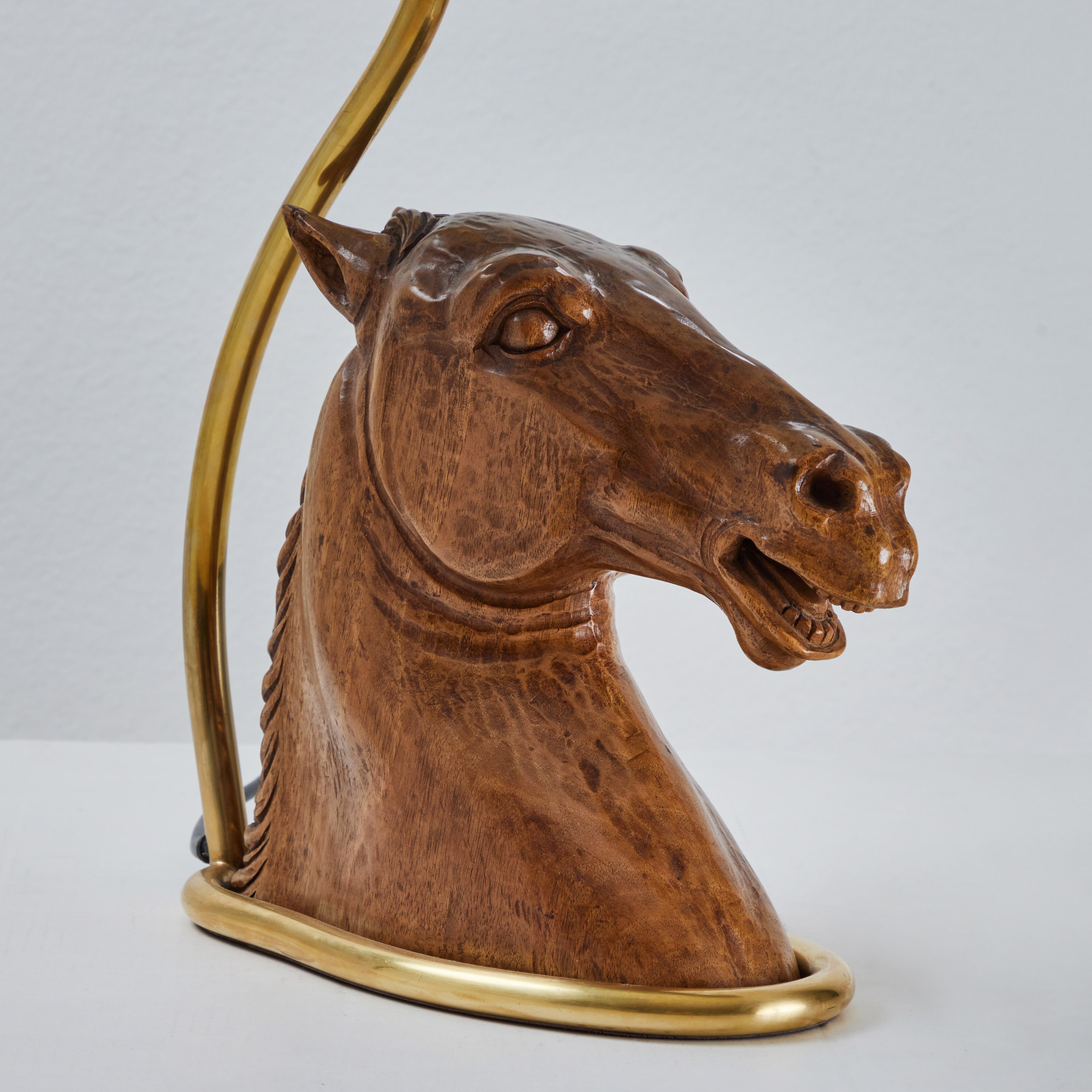 Pferdbüste-Tischlampe, signiert Gucci, 1970er Jahre (Geschnitzt) im Angebot