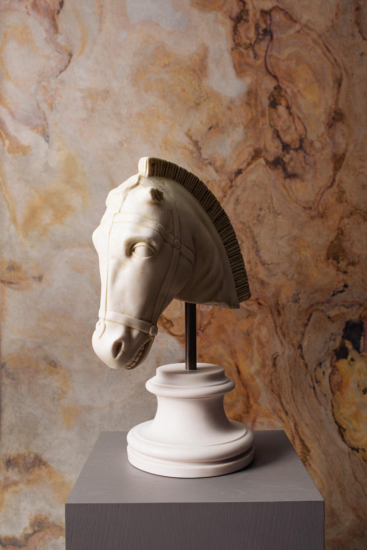 Turkish Horse Head Bust Statue Made with Compressed Marble Powder / Istanbul Museum For Sale