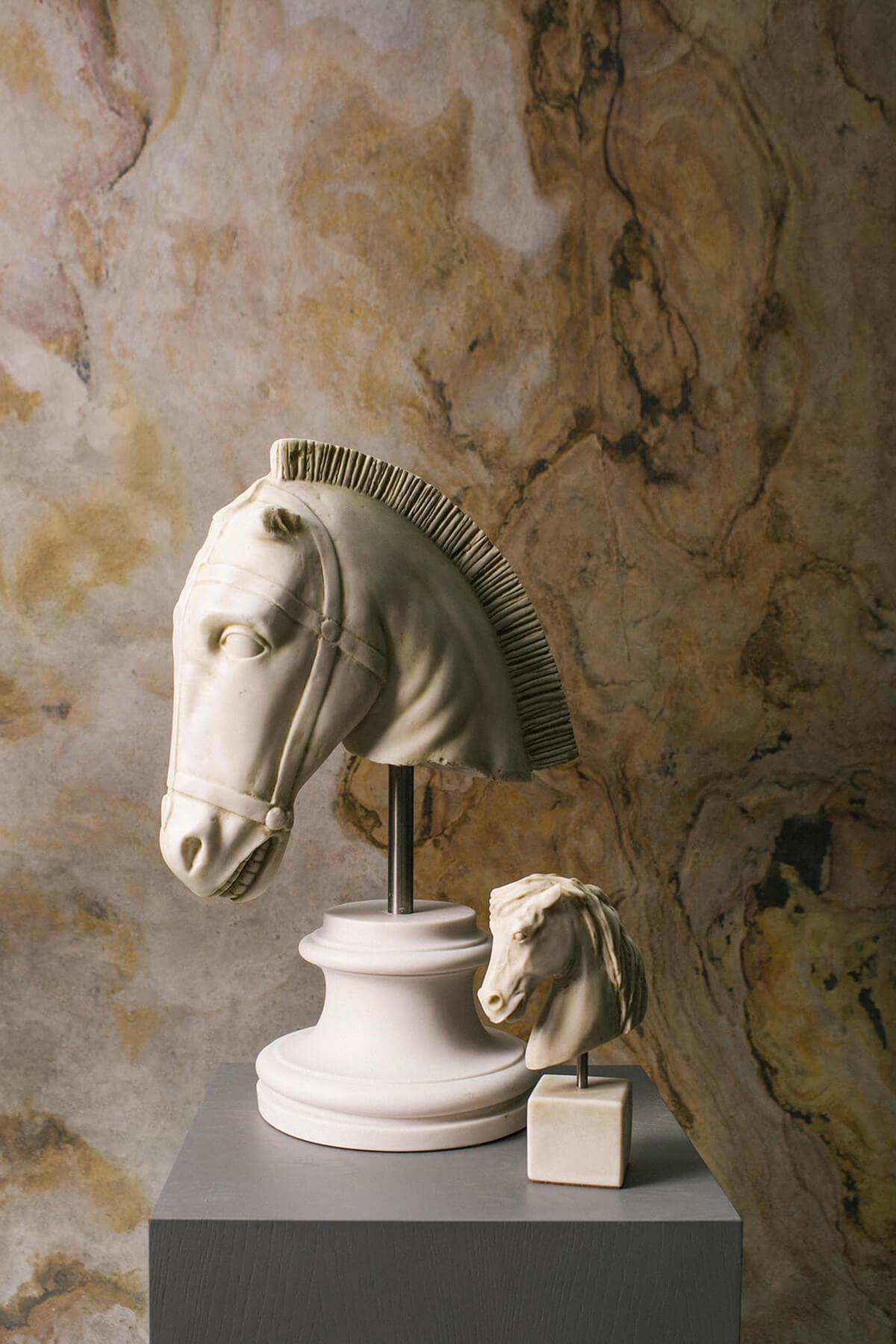 Cast Horse Head Bust Statue Made with Compressed Marble Powder / Istanbul Museum For Sale