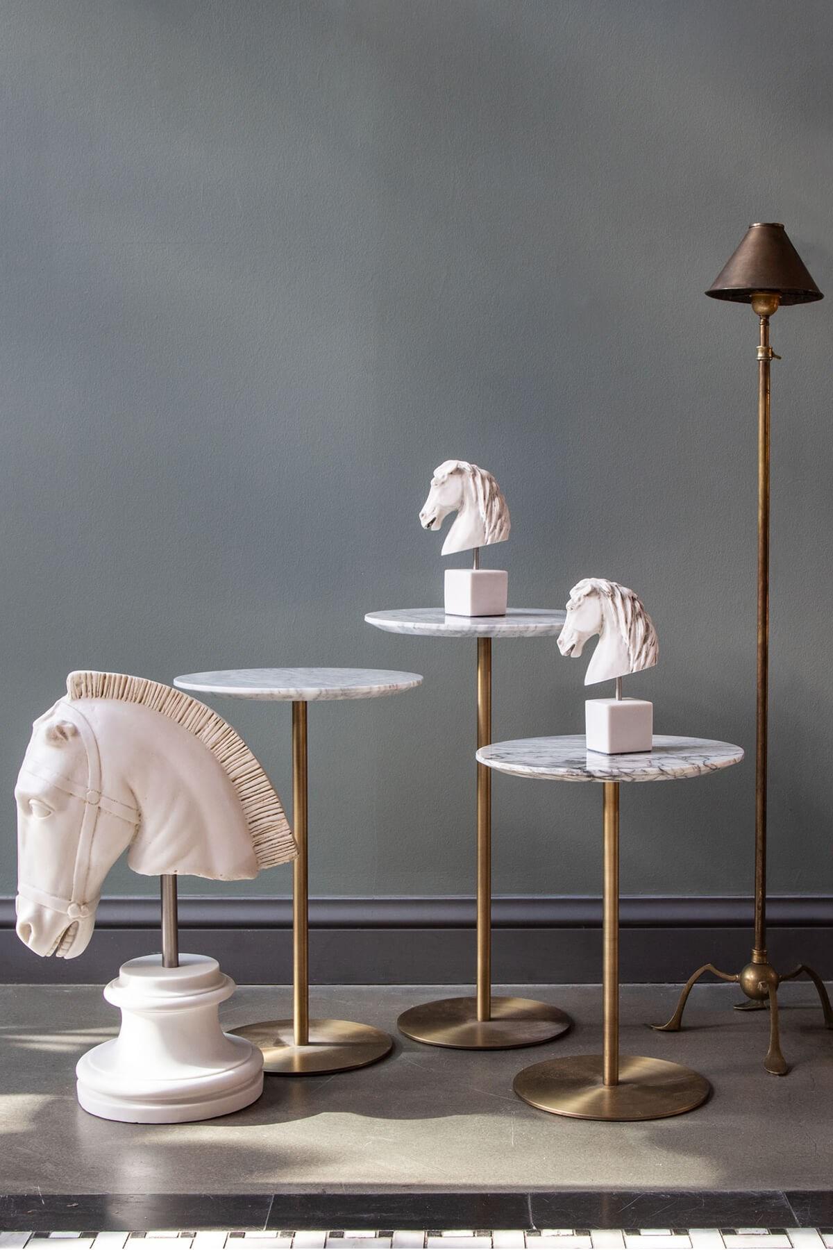 Pferdekopf-Büste mit komprimiertem Marmor pulverbeschichtet / Istanbul Museum (21. Jahrhundert und zeitgenössisch) im Angebot