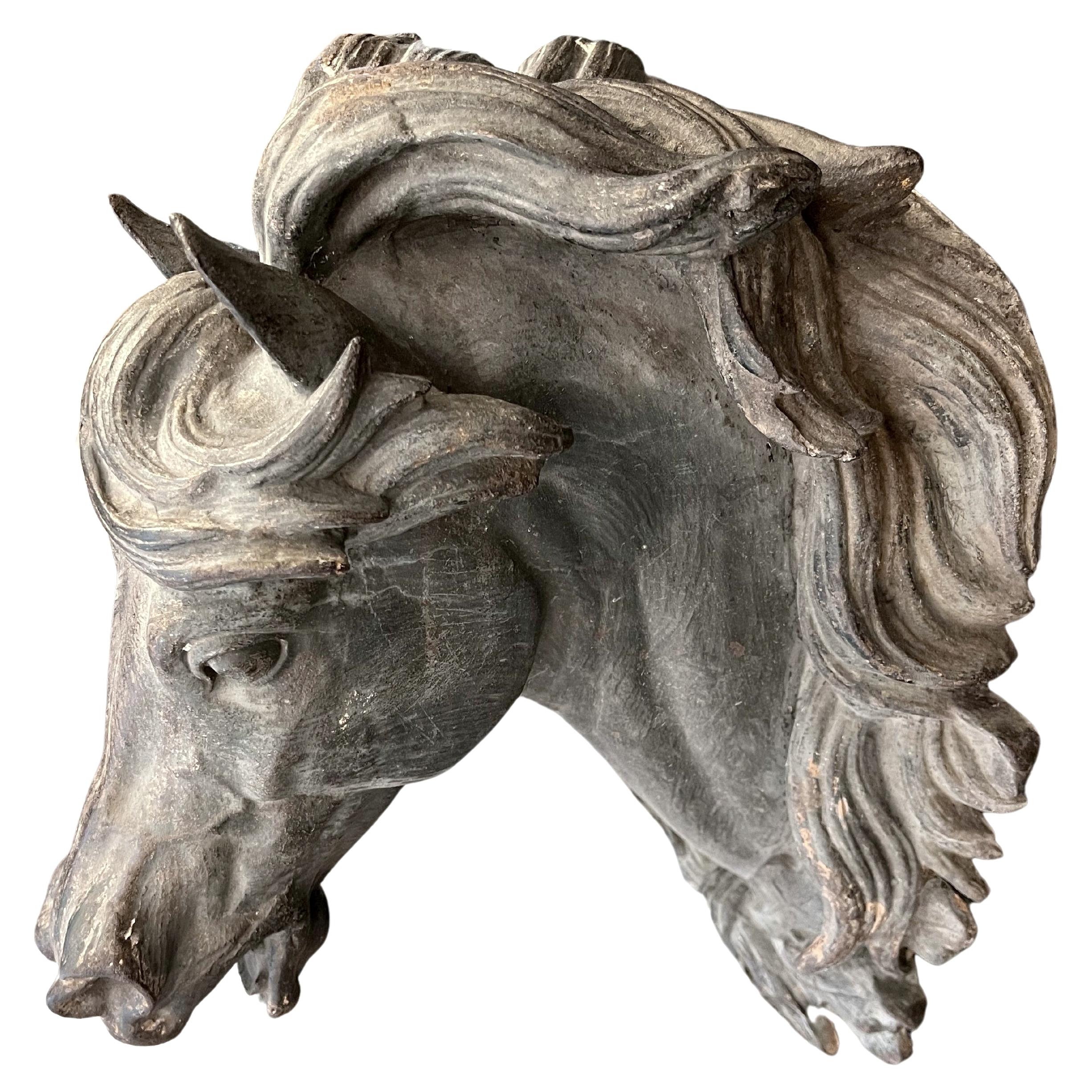 Horse head in cast iron, France middle of the XIXth century In Good Condition In Paris, FR
