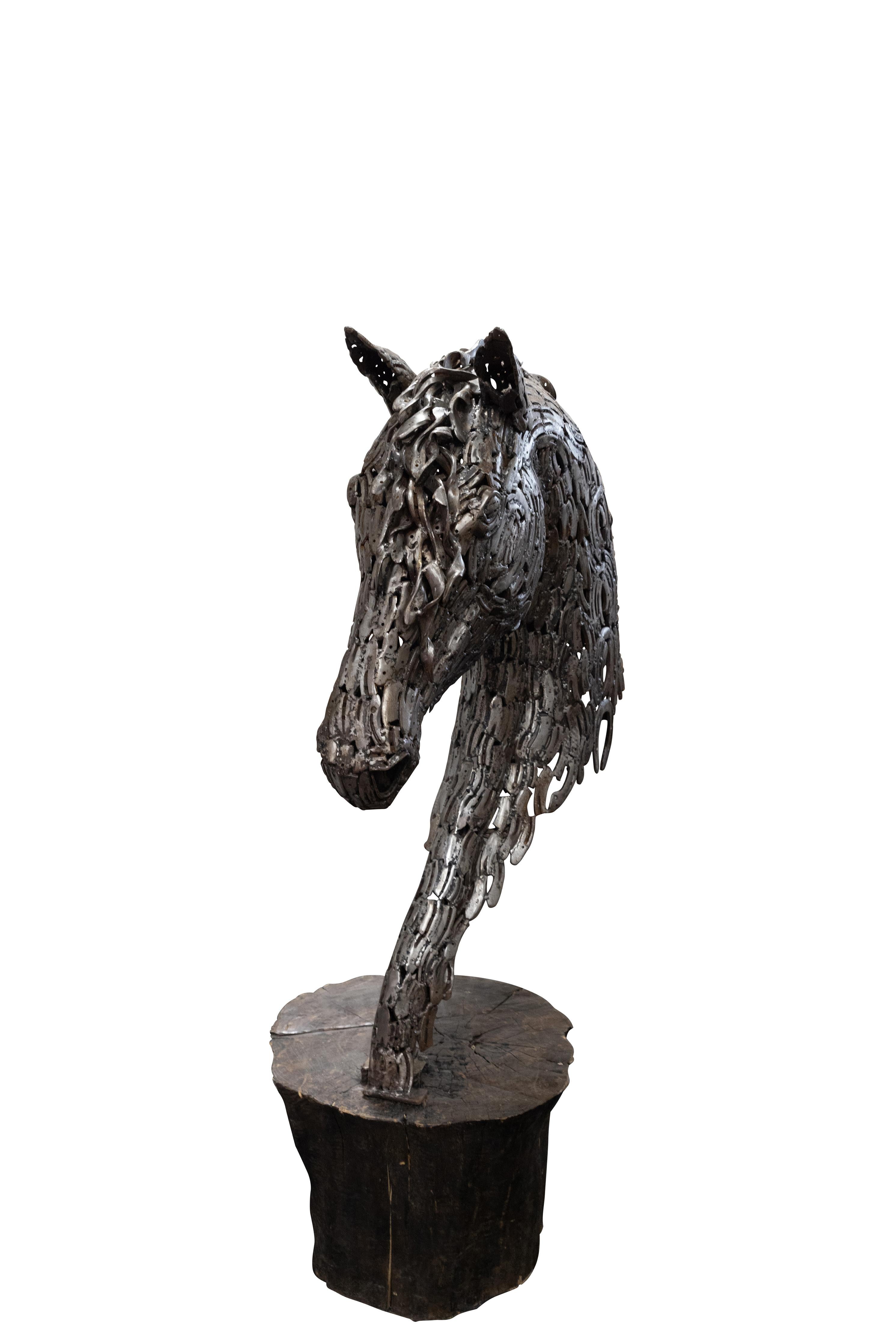 XXIe siècle et contemporain Horse Head Sculpture en vente