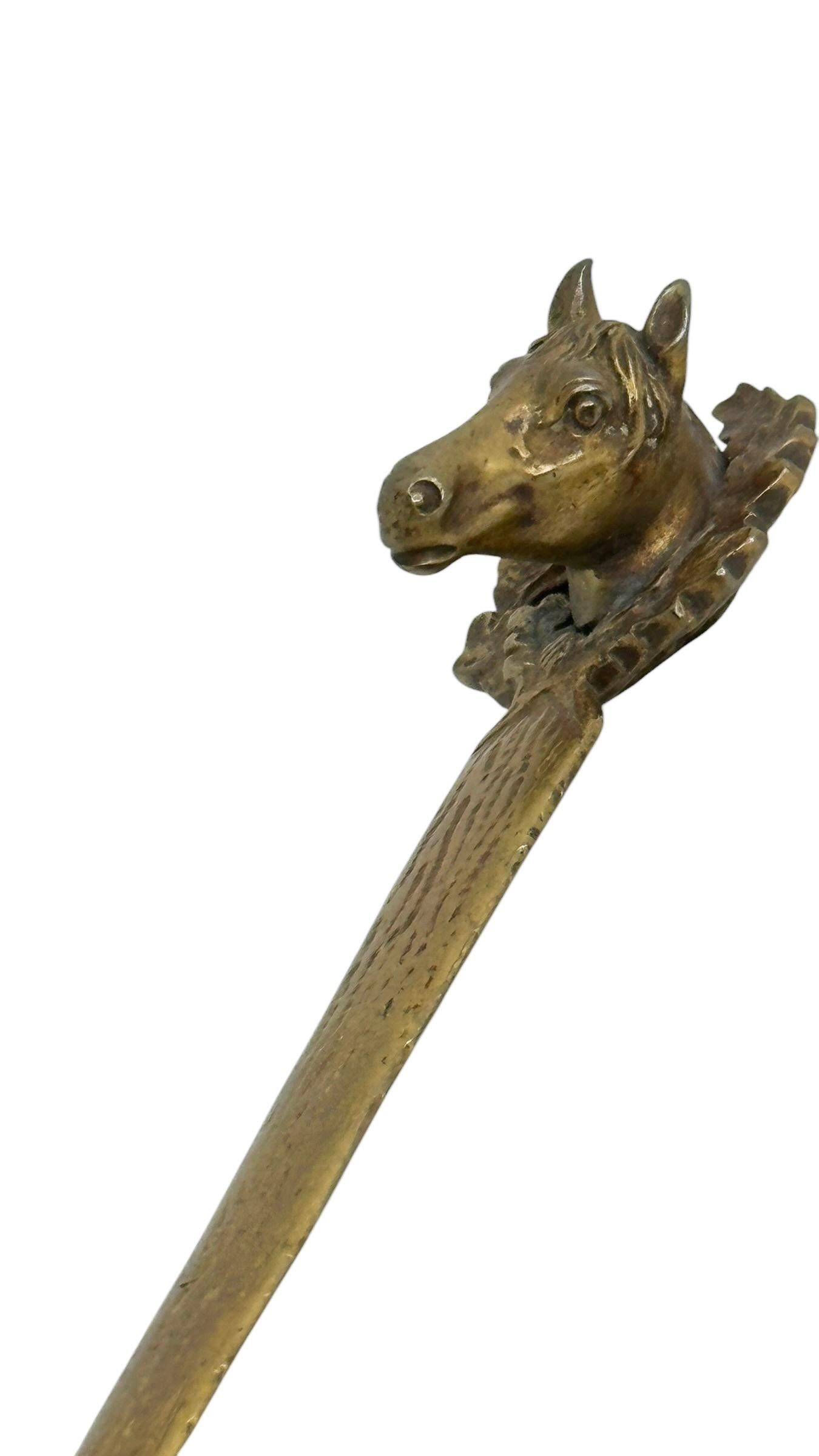 Cabeza de Caballo Vienna Bronze Abrecartas, Antiguo Austria 1910s en venta 2