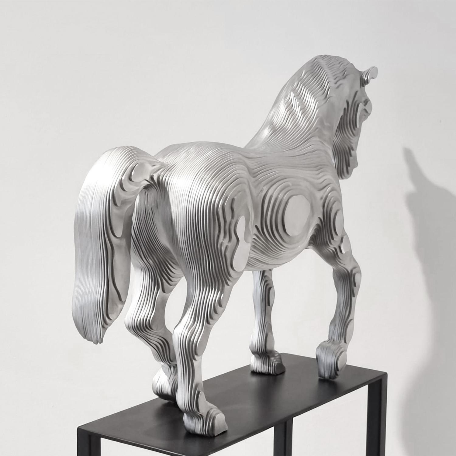 Horse Polished Sculpture In New Condition For Sale In Paris, FR