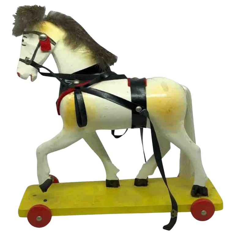 Horse Pull Toy Vintage German Erzgebirge, Germany, 1950s