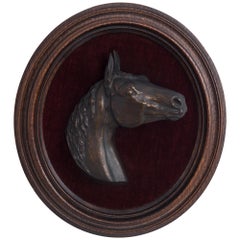 Relief de cheval dans un cadre en bois, 1864