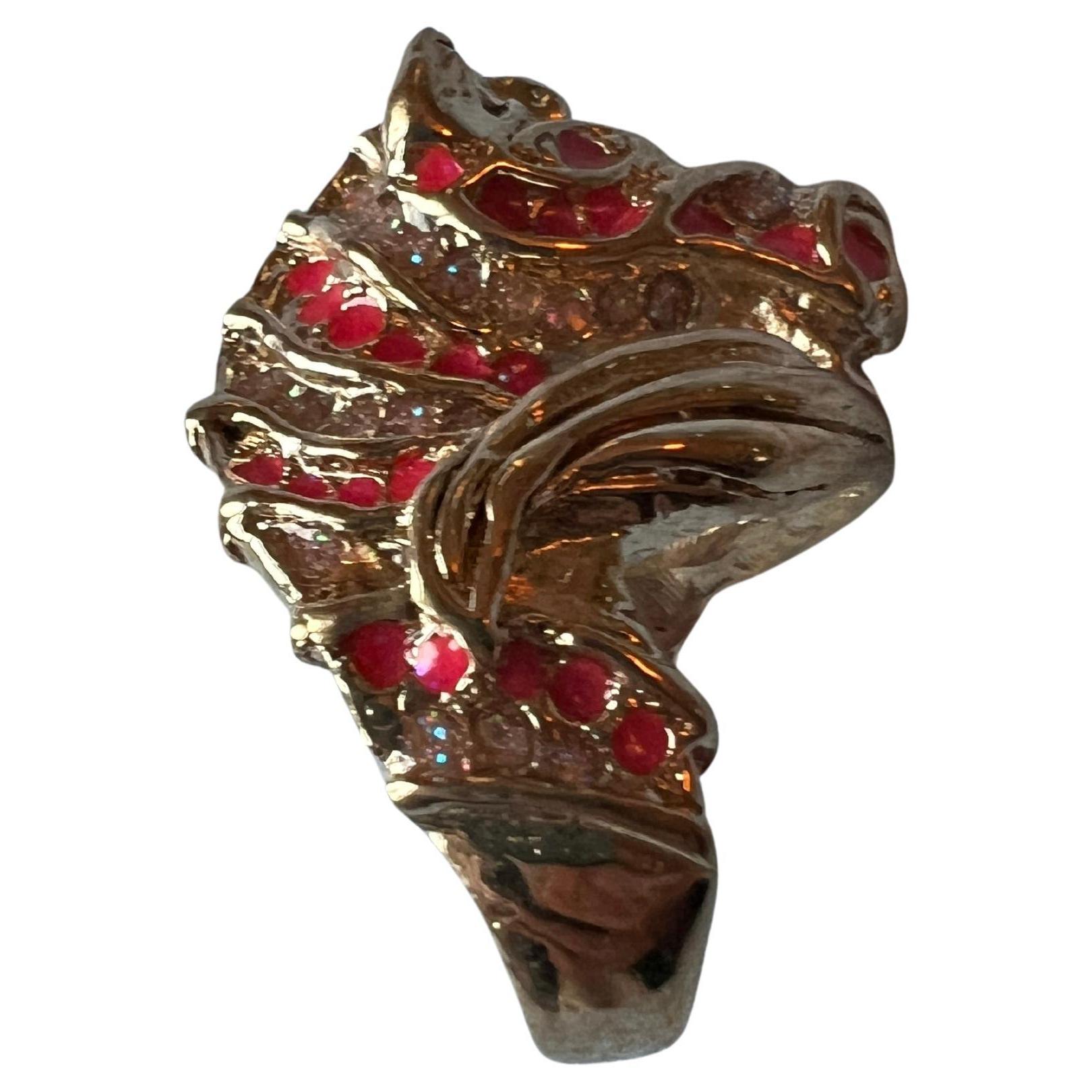 Horse Ring Gold Plated Pink Enamel, Vintage 

Size:  Us Size 7 1/2

J Dauphin, founded in 2006 by Johanna Dauphin, is a brand synonymous with luxury, sustainability, and a rock 'n' roll spirit. The designer, with a rich background at Tod's and