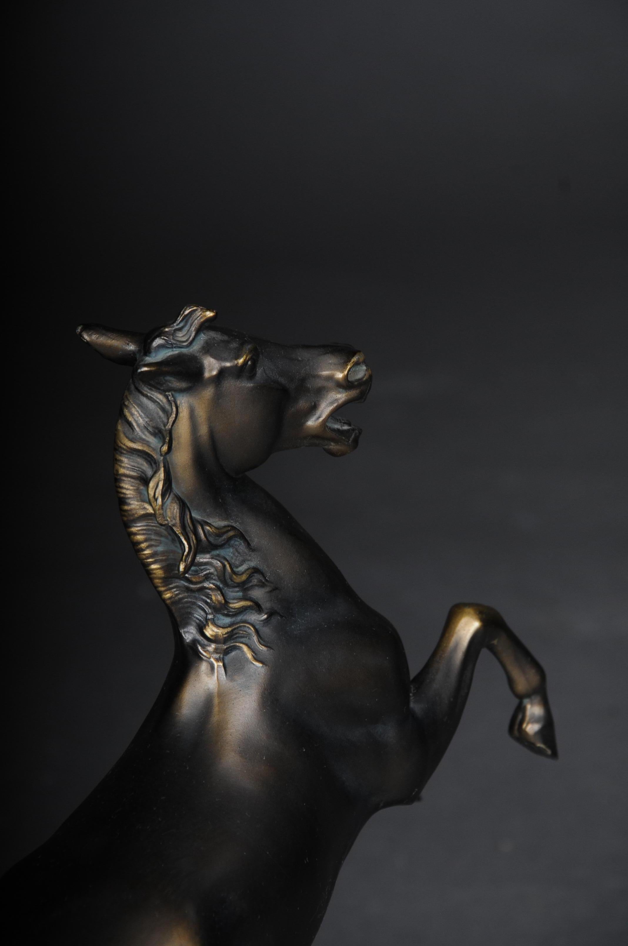 Pferdeskulptur / Plastik Bronze patentiert auf Marmorsockel, um 1920 2