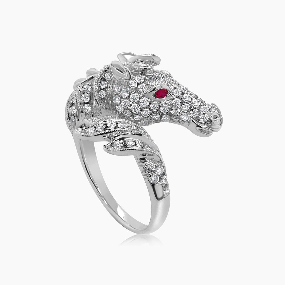 Color: 18K White Gold
Materials:
