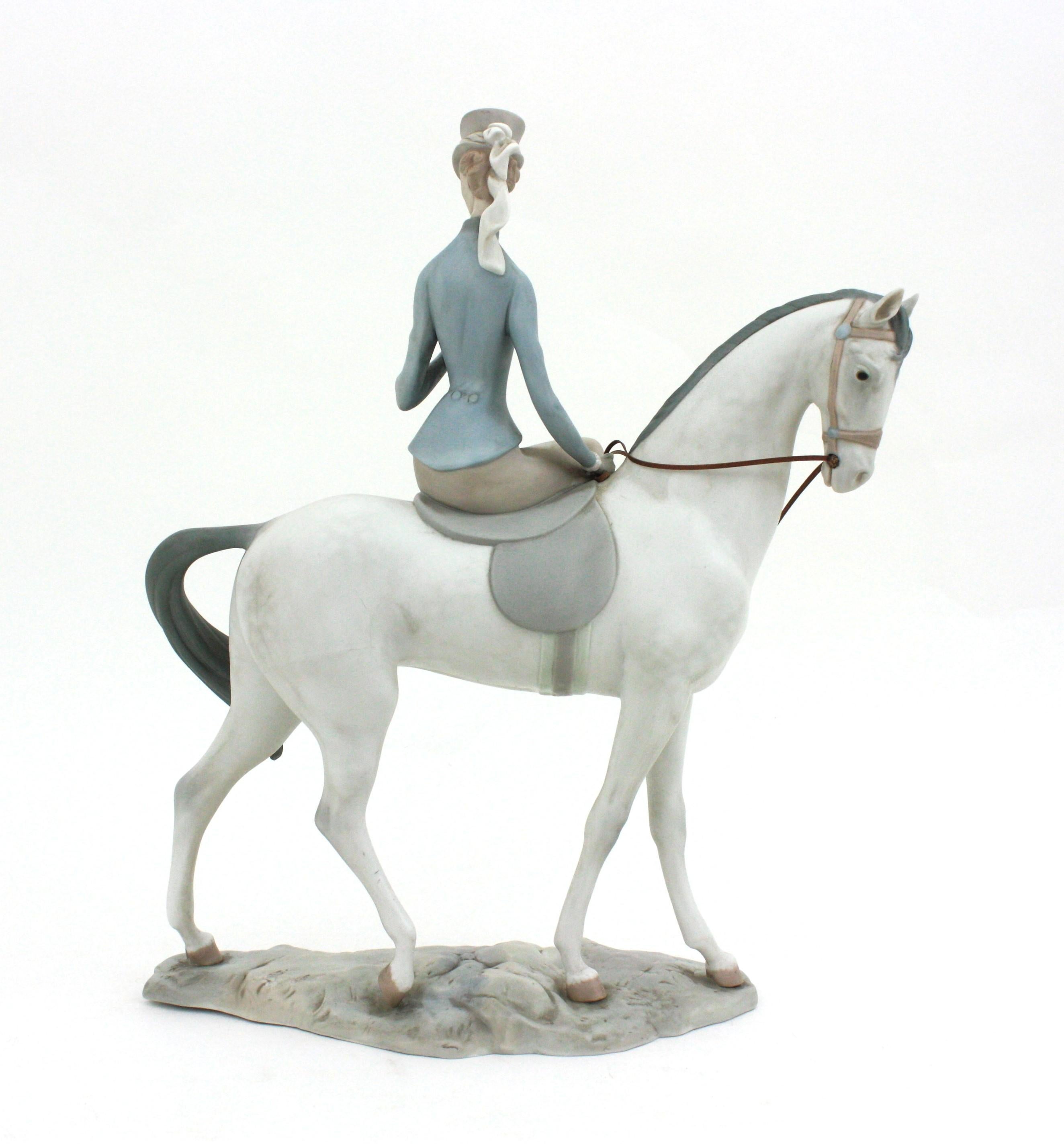 Large Spanish Horse Woman Porcelain Sculpture by Lladro, 1960s For Sale 2