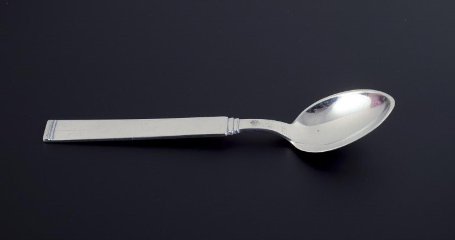 Danese Horsens Silver, Danimarca. Set di nove cucchiaini da caffè in argento 830. in vendita