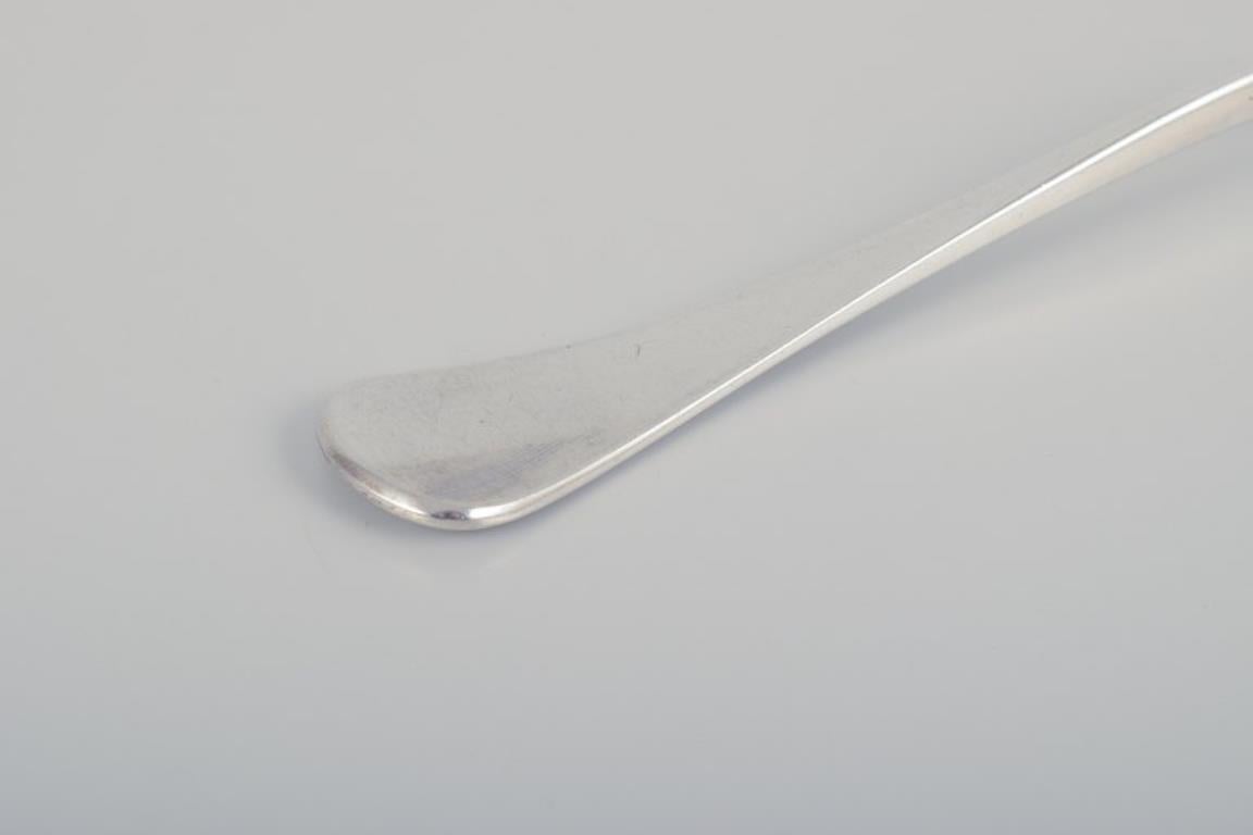Horsens Silver. Zwei Tafelgabeln aus 830er Silber. Modernes und schlankes Design. im Zustand „Hervorragend“ im Angebot in København, Copenhagen