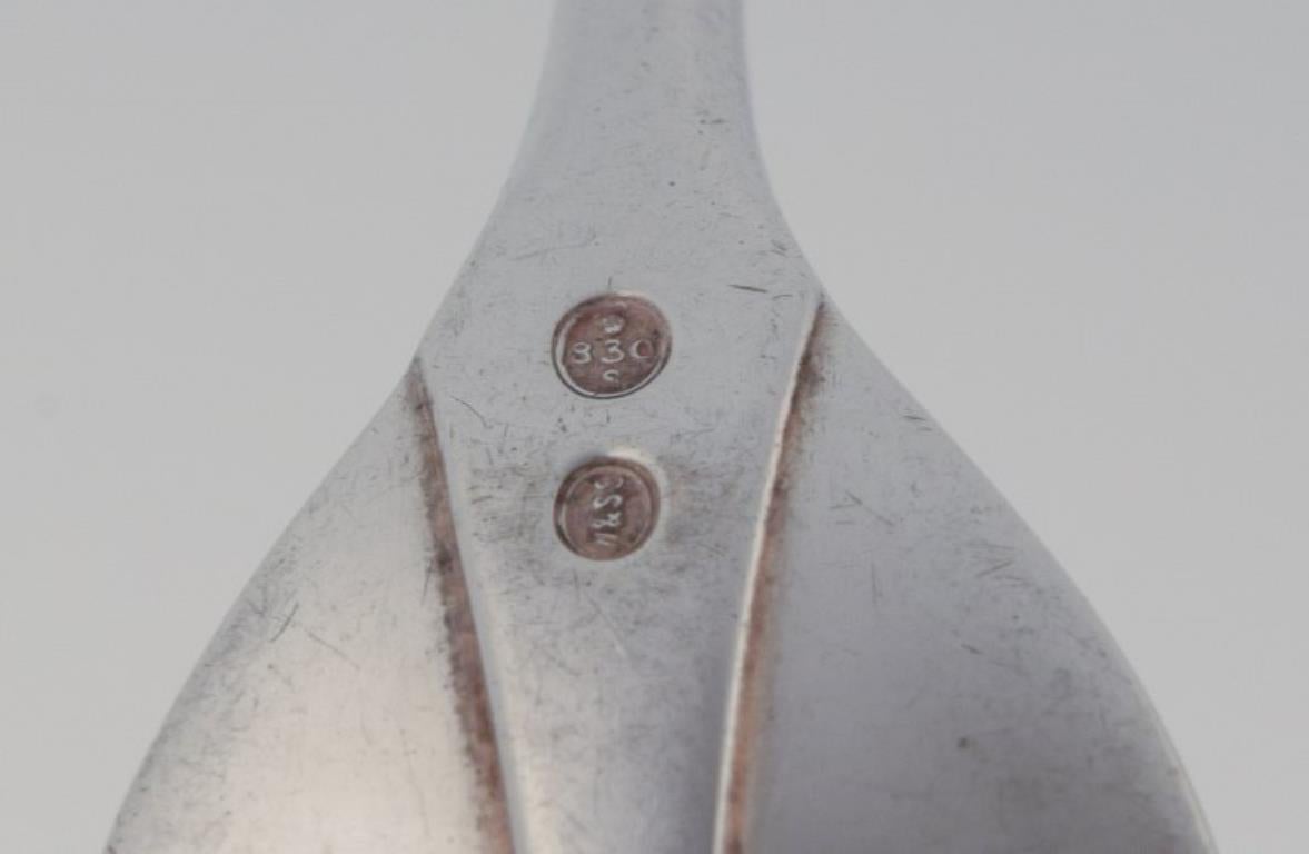 Horsens Silver. Zwei Tafelgabeln aus 830er Silber. Modernes und schlankes Design. (Mitte des 20. Jahrhunderts) im Angebot