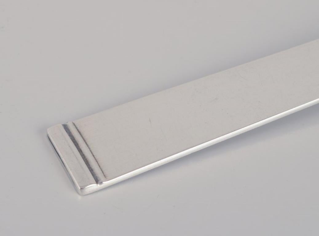 Milieu du XXe siècle Horsens Sølv. Ensemble de neuf fourchettes à pâtisserie danoises en argent 830. Style Art déco. en vente