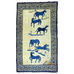 Tapis pictural chinois ancien représentant des chevaux