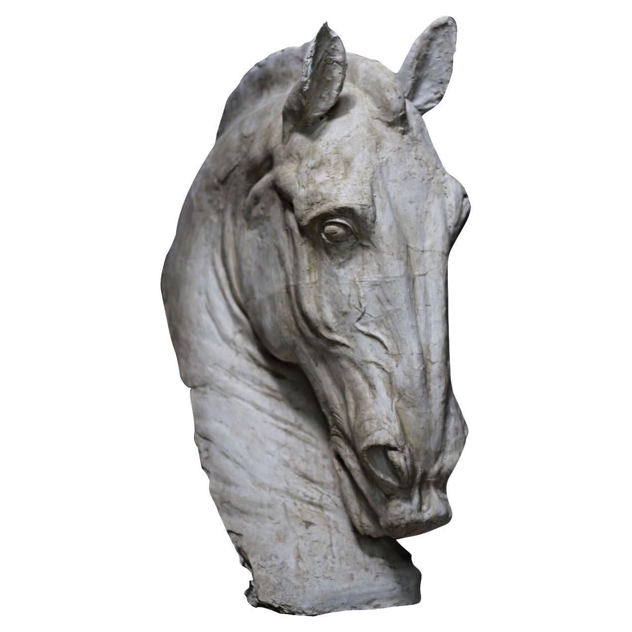 Sculpture de tête de cheval