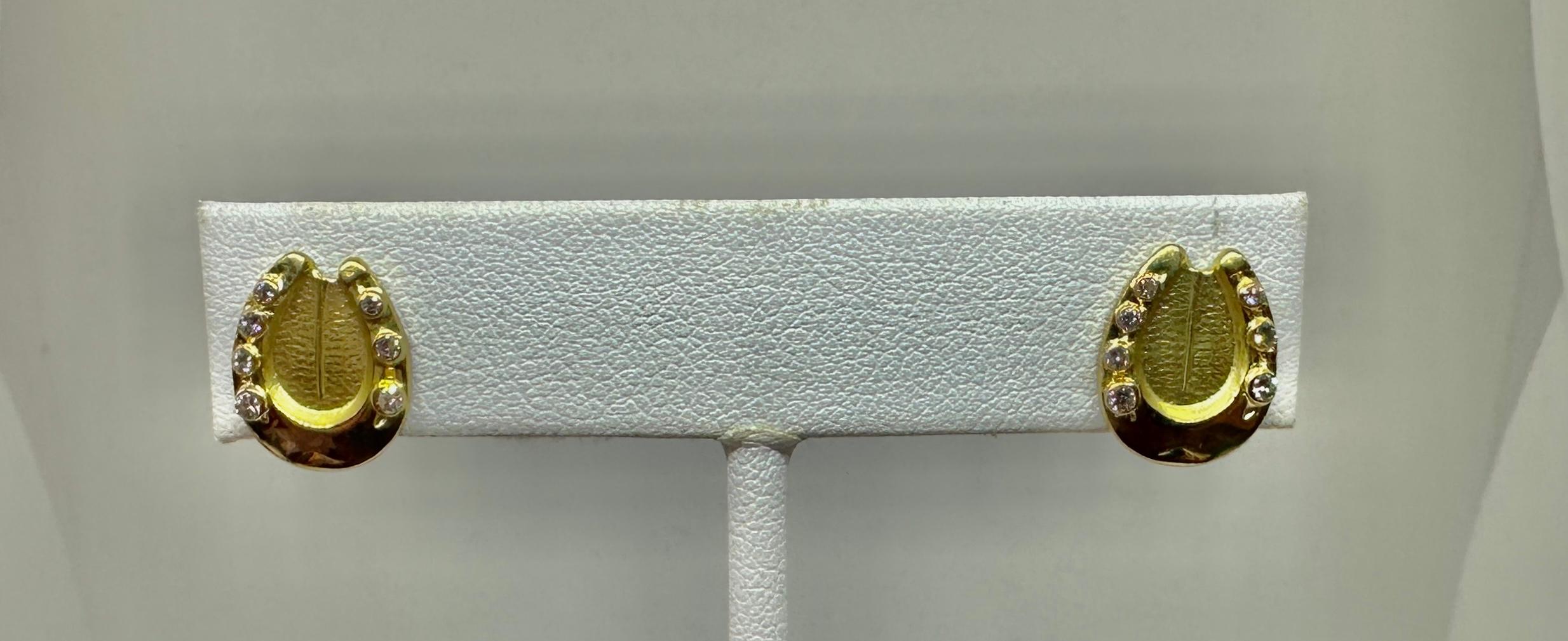 Boucles d'oreilles fer à cheval rétro Good Luck France en or jaune 18 carats et 14 diamants Excellent état - En vente à New York, NY