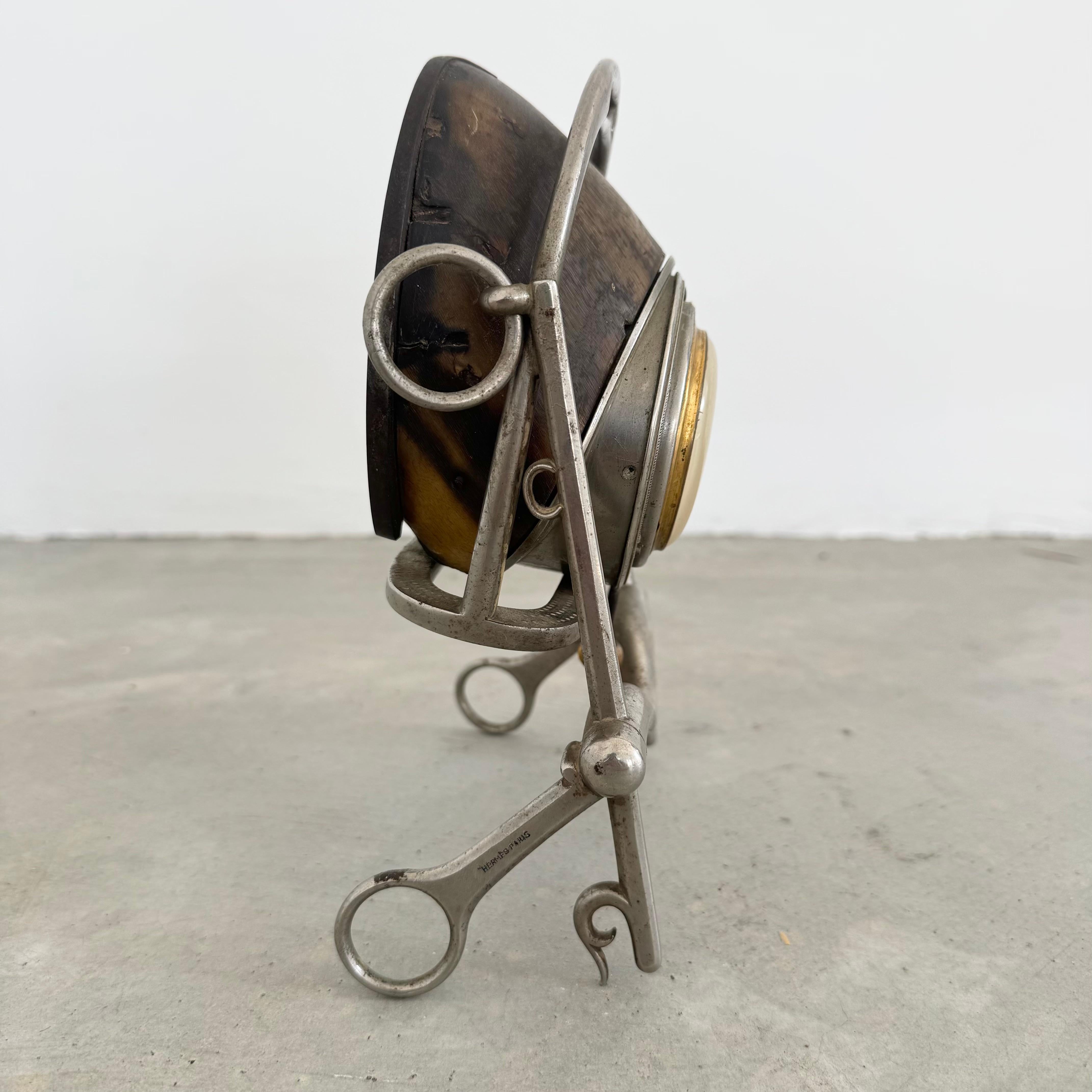 Français Horloge de table en fer à cheval par Hermès, années 1930 France en vente