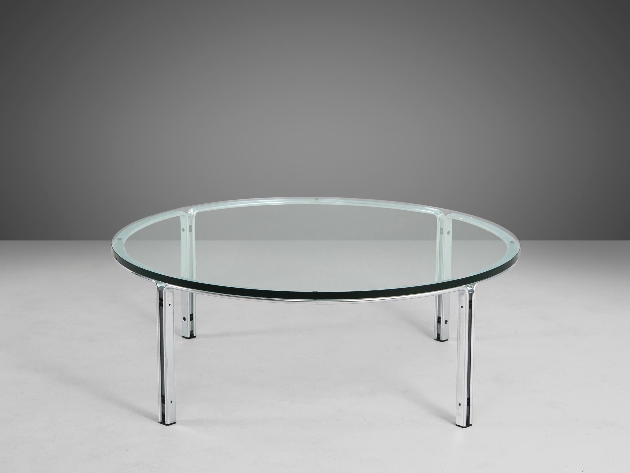 Horst Brüning for Kill International, coffee table, steel and glass, Germany, 1970s

Round cocktail table in chrome plates steel and glass. The design by Brüning is simplistic, yet due the combination of materials, this table gets it characteristic