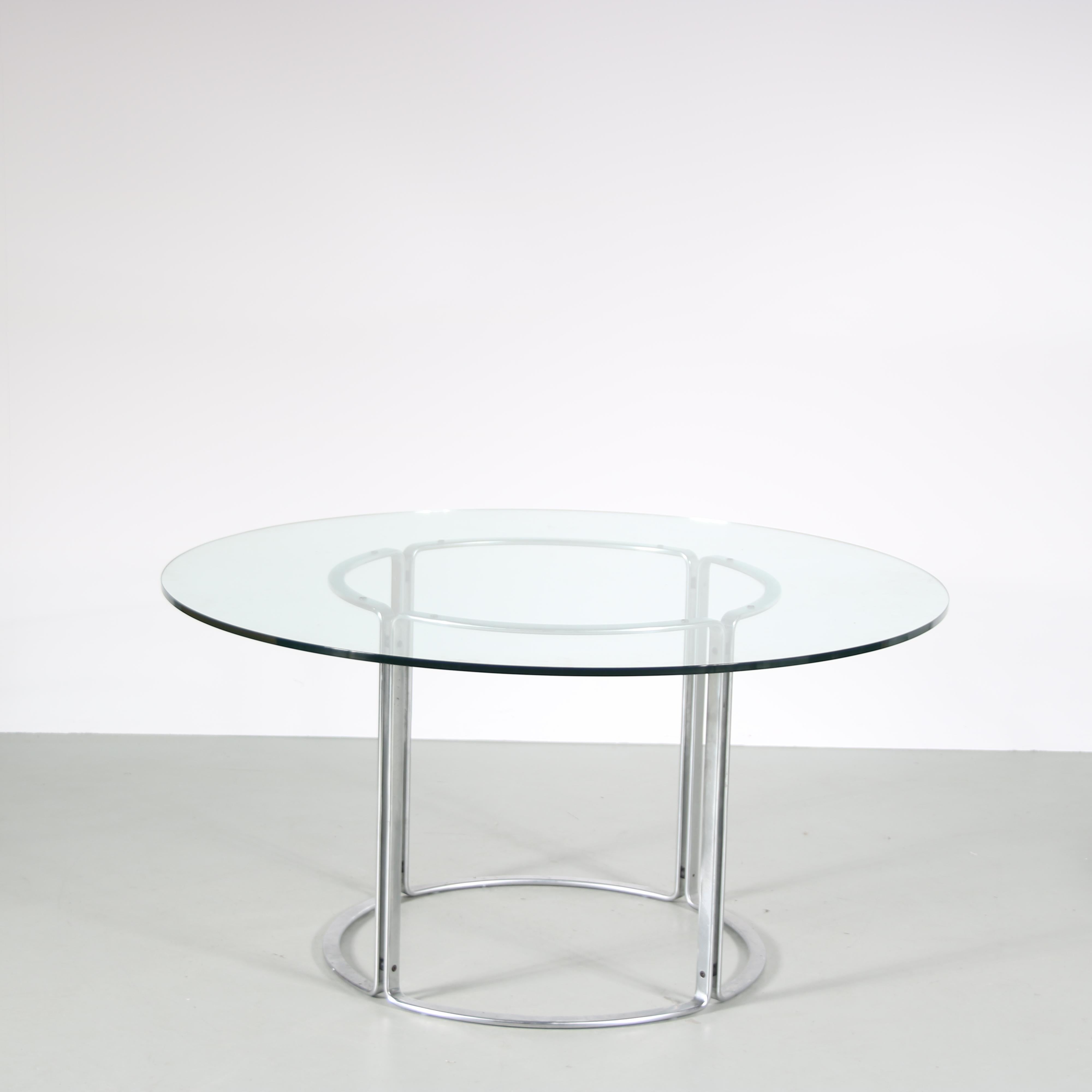 Horst Brüning Dining Table for Kill International, Germany, 1960 In Good Condition In Amsterdam, NL