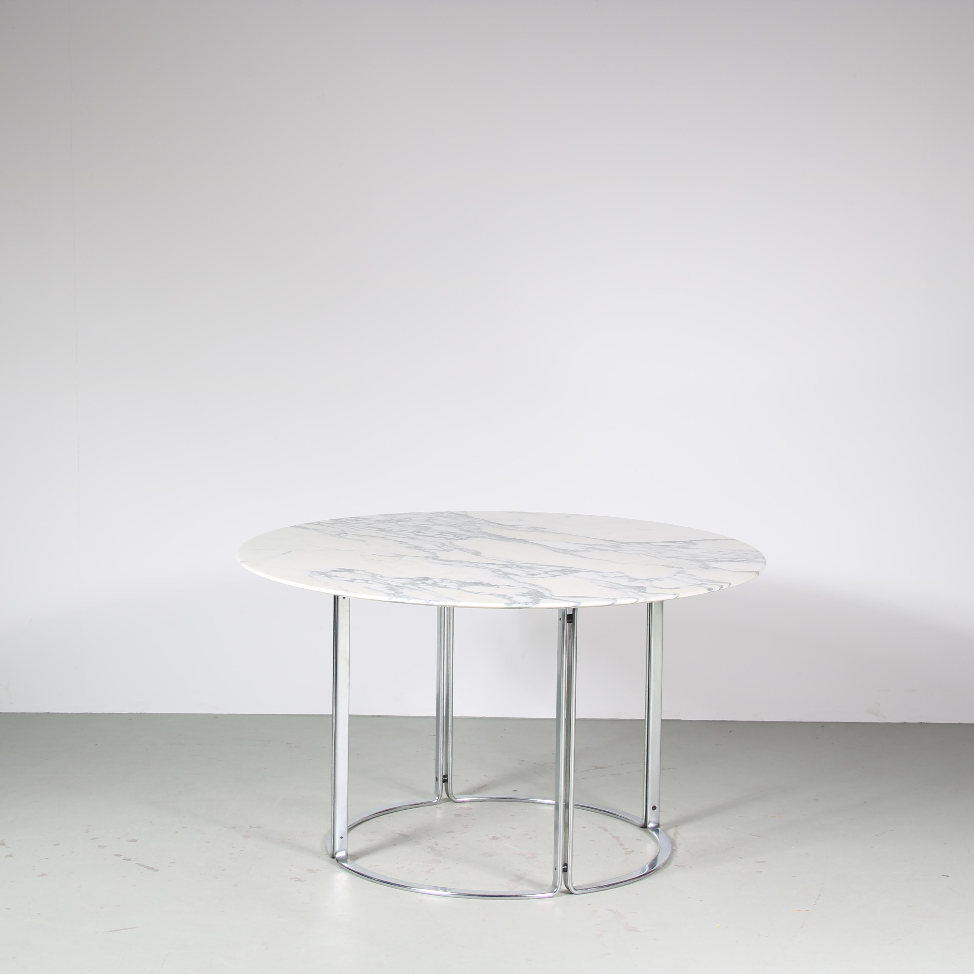 Horst Brüning Dining Table for Kill International, Germany 1960 In Good Condition For Sale In Amsterdam, NL