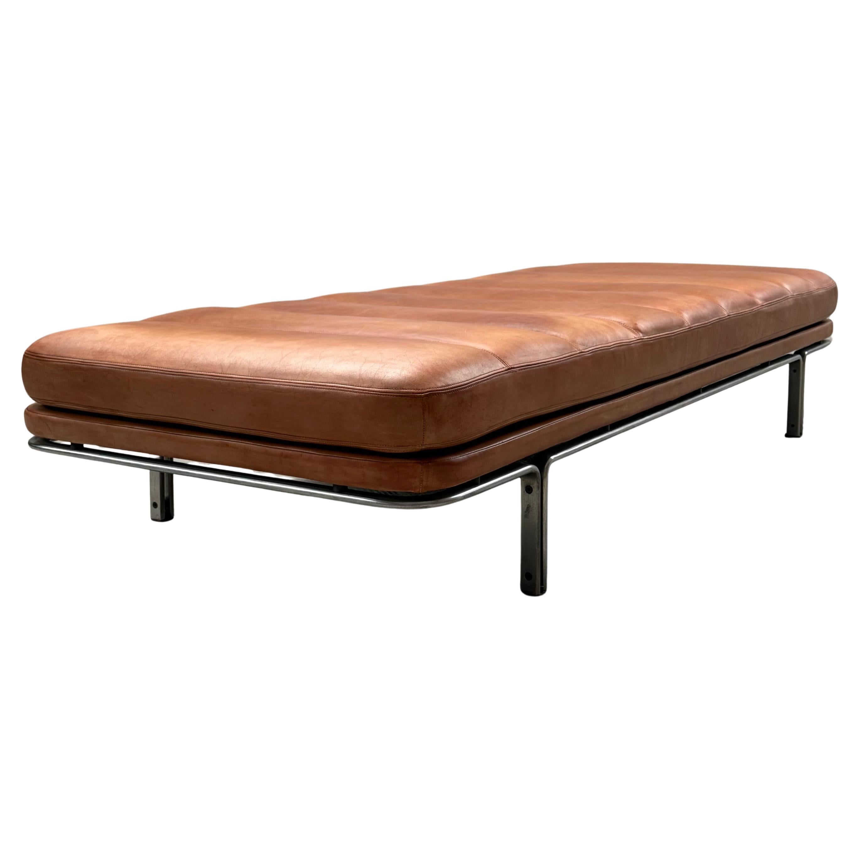 HORST BRÜNING POUR KILL INTERNATIONAL "6915" DAYBED CUIR ACIER, ALLEMAGNE Années 1960